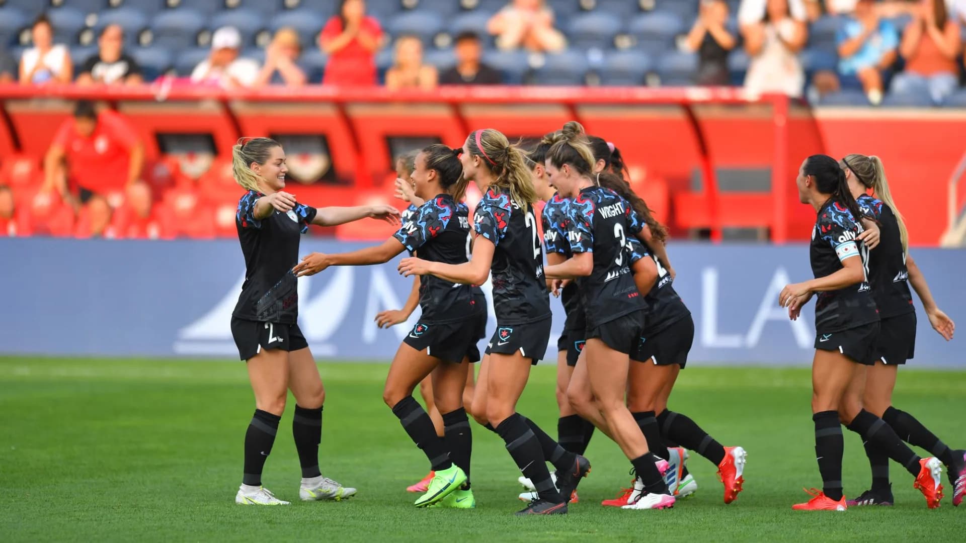 thumbnail-match-recap-big-second-half-gives-chicago-3-1-win-against-ol-reign