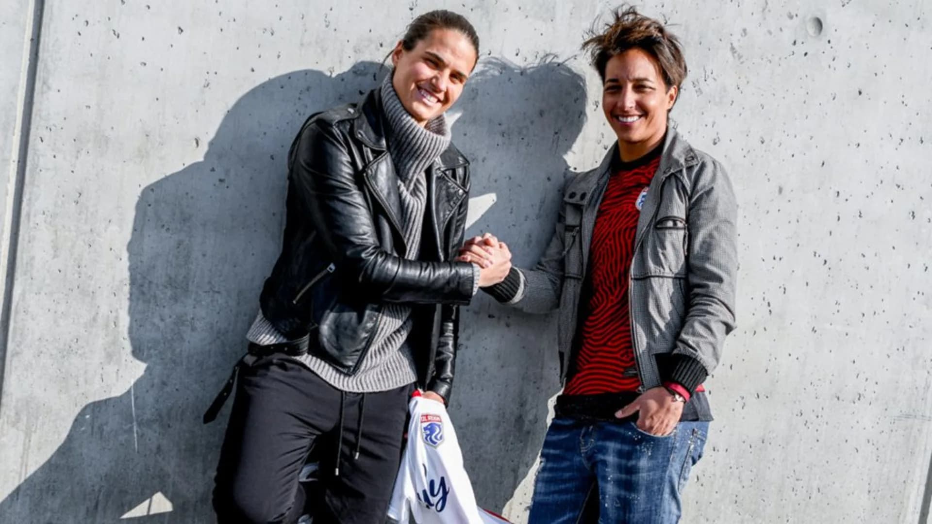 story-image-ol-legends-bouhaddi-and-marozsan-sign-with-ol-reign-for-2021-season