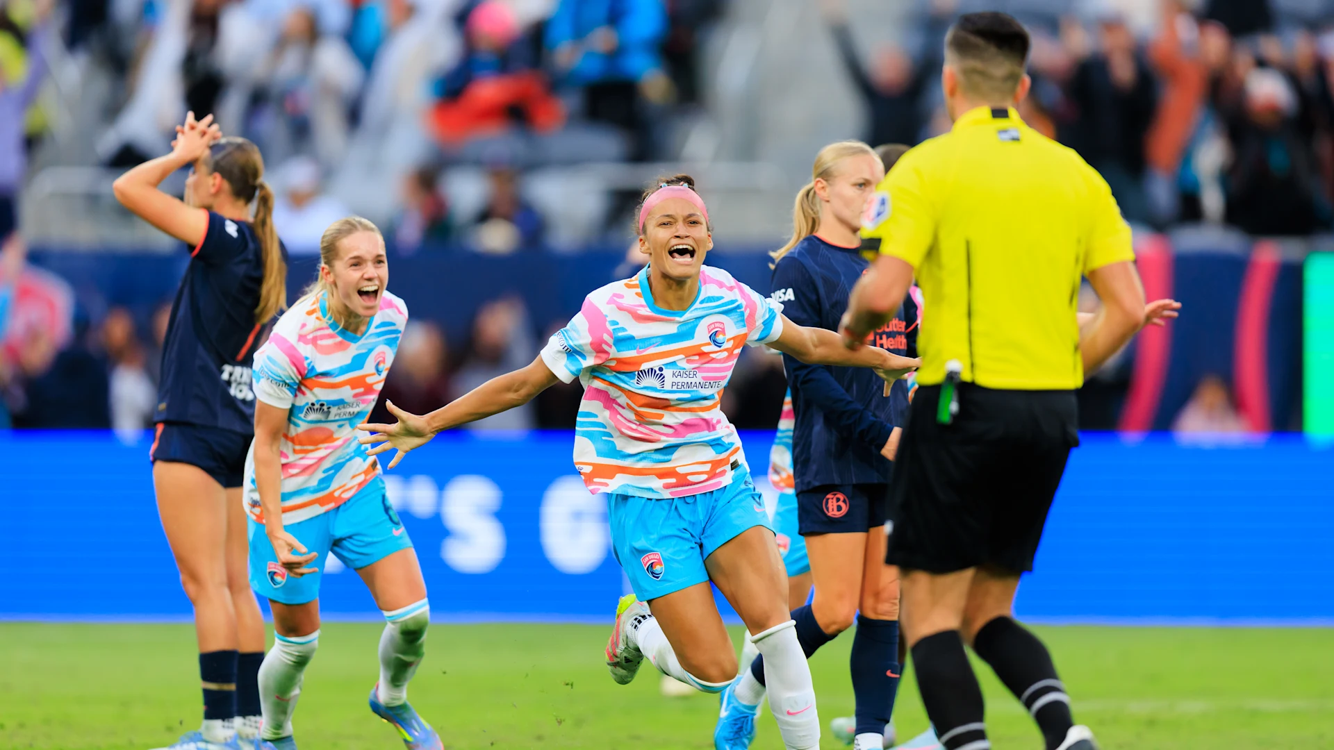 20250504_NWSL-SD-BAY_JC_5266