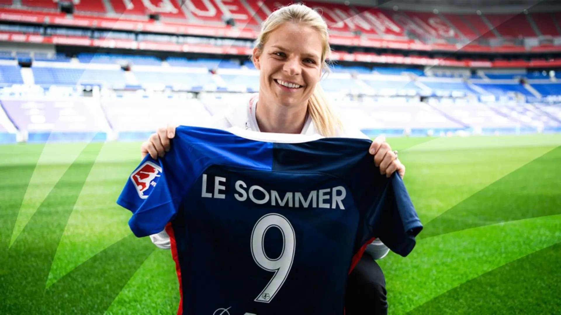 story-image-eugenie-le-sommer-joins-ol-reign-on-loan-from-olympique-lyonnais