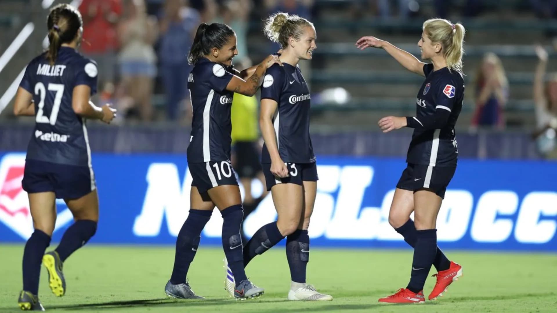 story-image-kristen-hamilton-scores-four-courage-win-5-2