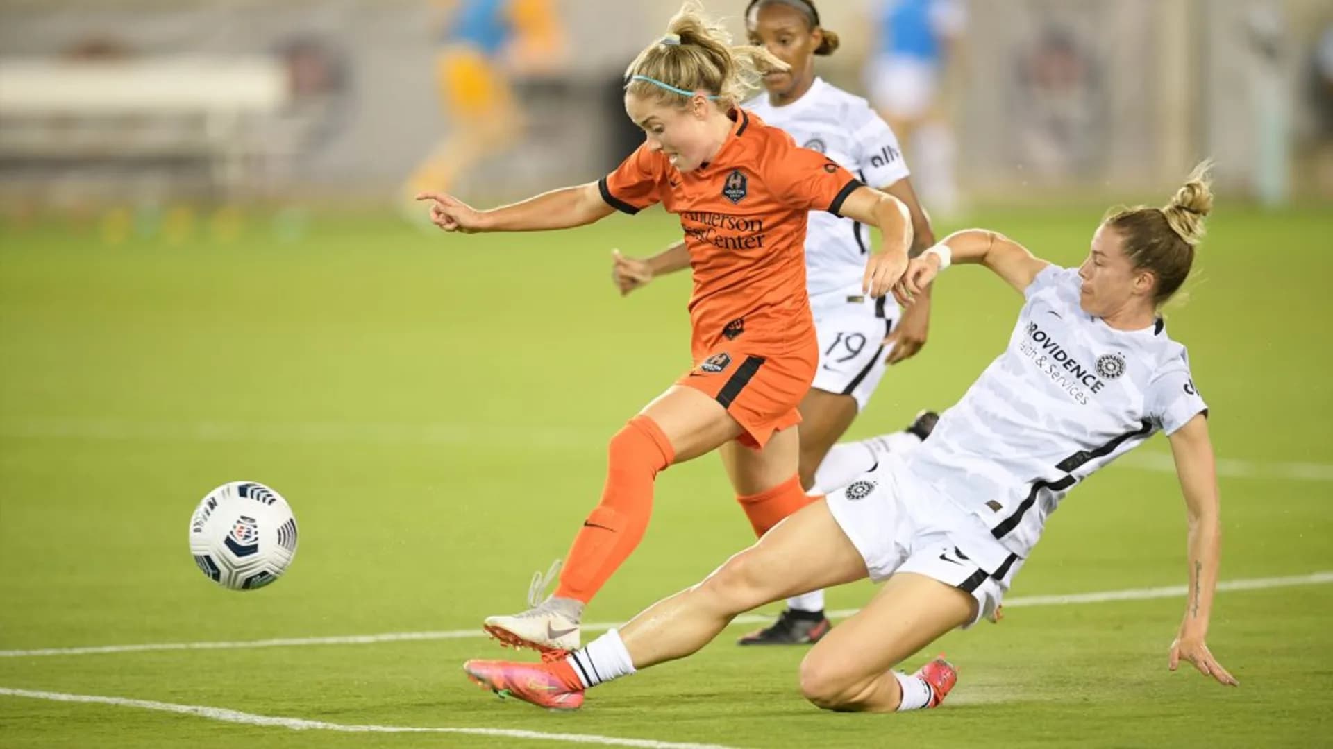 story-image-dash-thorns-battle-to-a-1-1-draw