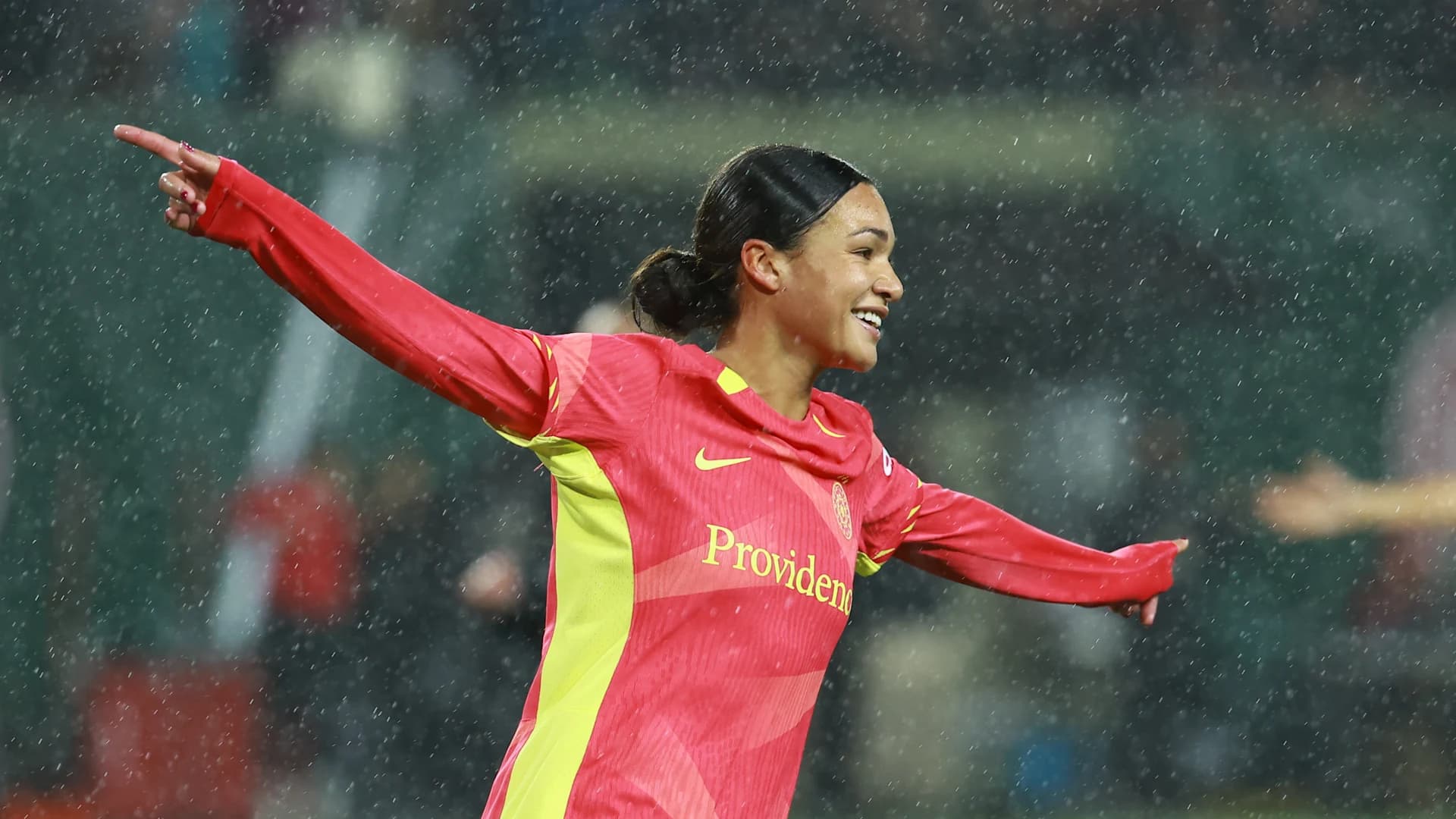 26958980_NWSL%3A_Angel_City_FC_at_Portland_Thorns_FC_Andrew_Taylor_%28Greenfly%29_20241102_052610