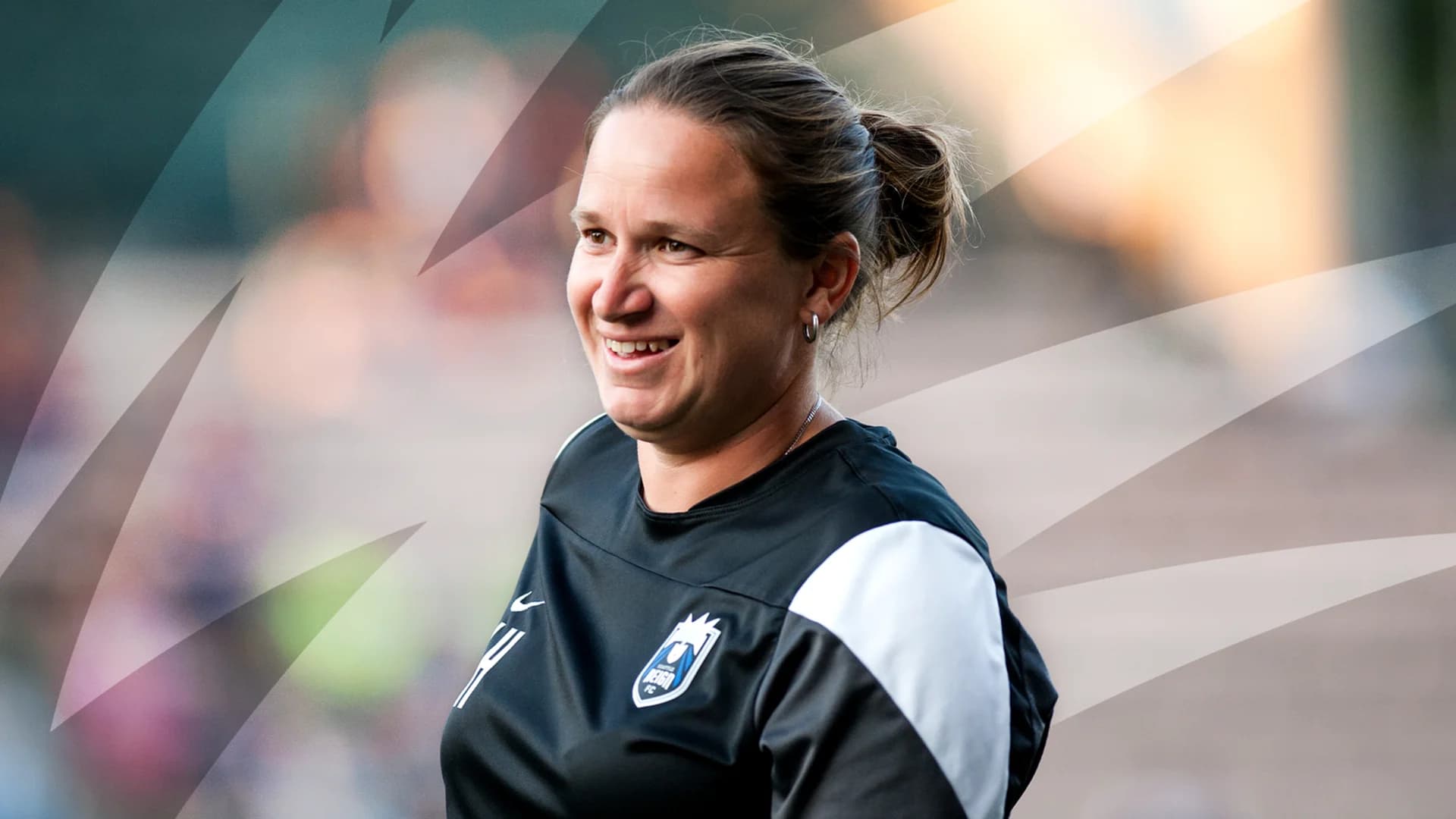 thumbnail-laura-harvey-returns-as-head-coach-of-ol-reign