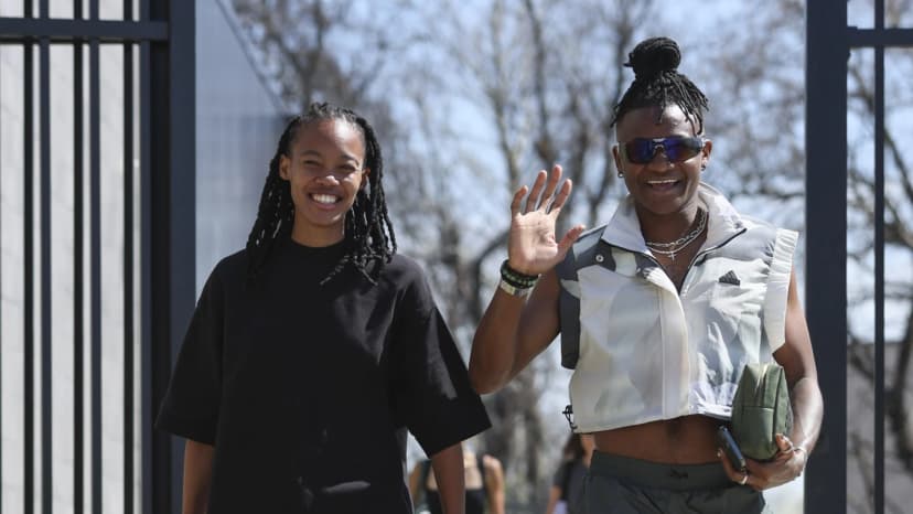 Linda Motlhao (LOU) and Uchenna Kanu (LOU)