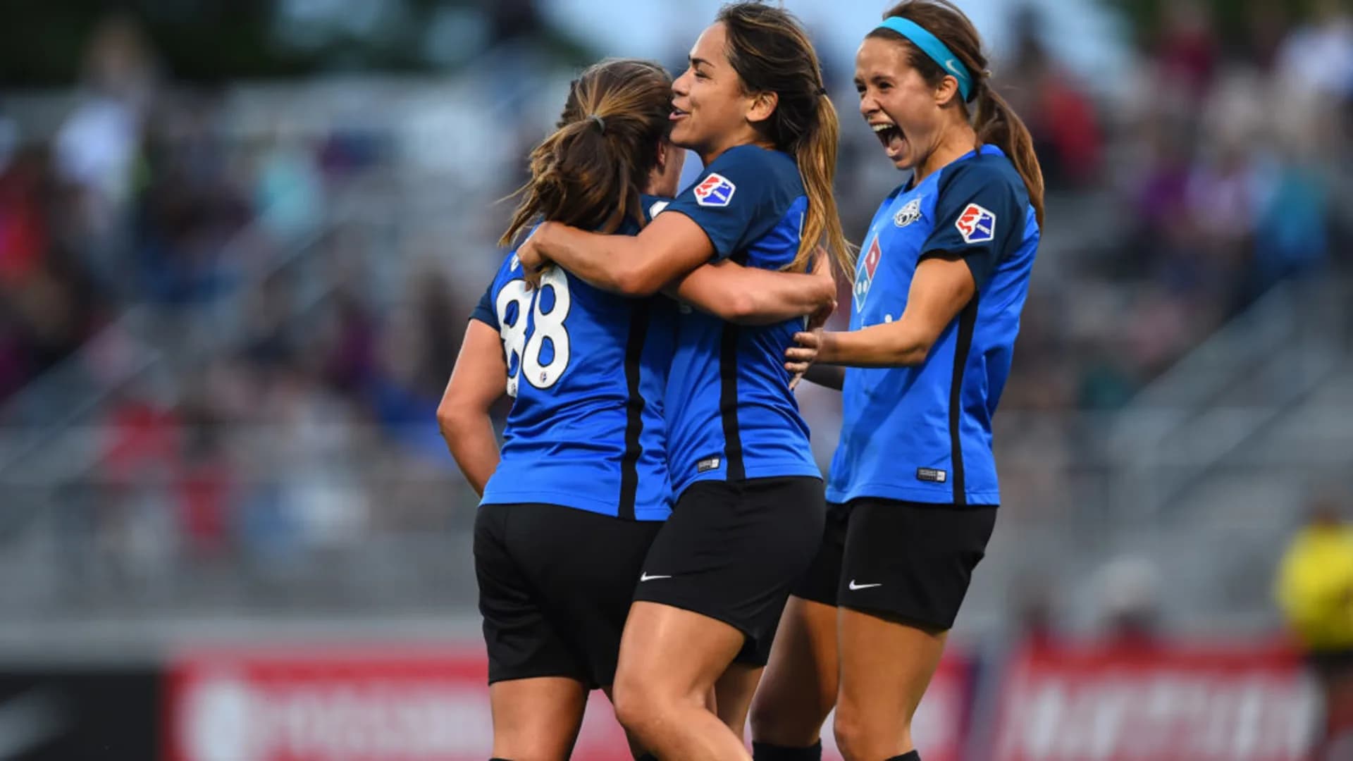 story-image-fc-kansas-city-wins-1-0-as-pugh-debuts-for-the-spirit
