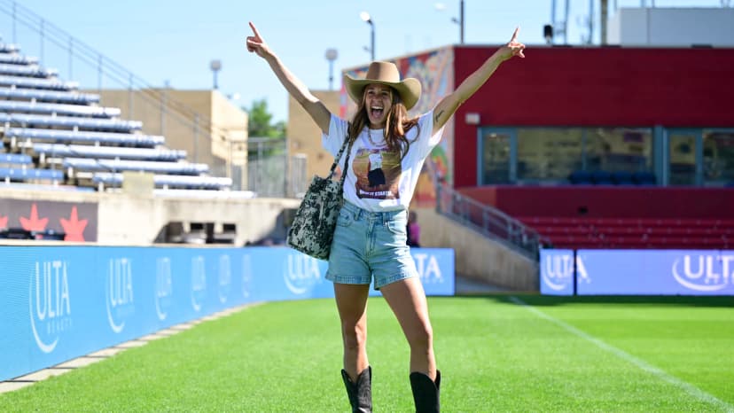 Shea Groom (CHI)