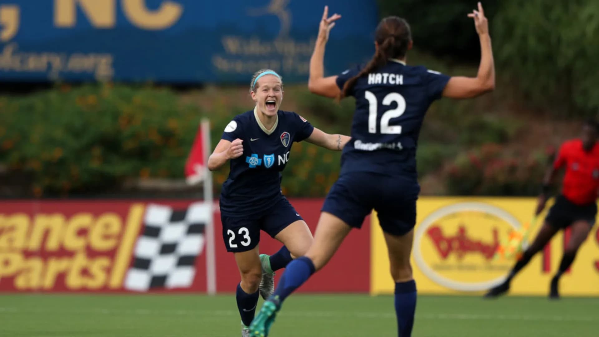 story-image-courage-ride-first-half-goals-to-3-1-win-over-breakers