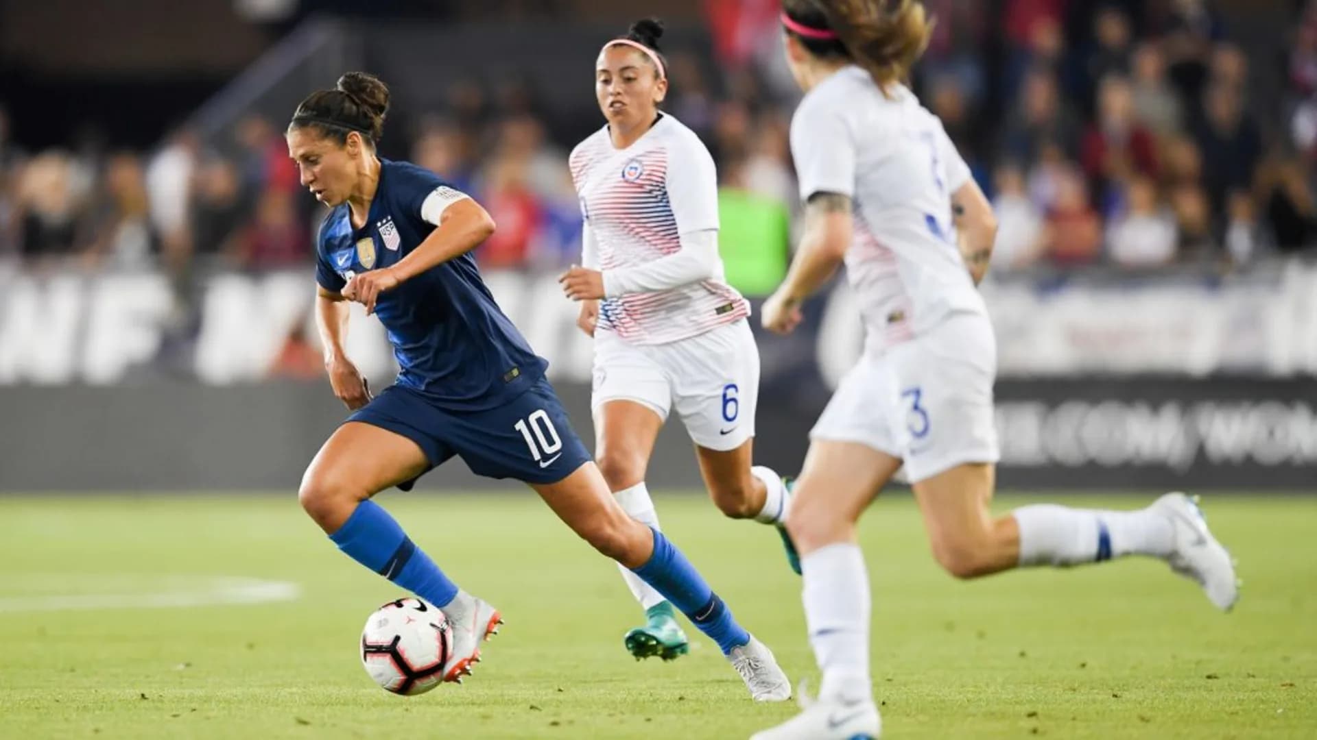 story-image-carli-lloyd-scores-twice-as-us-beats-chile-4-0