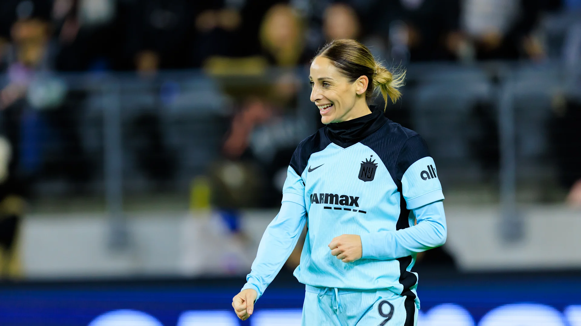 Esther González extends contract with Gotham FC through 2027