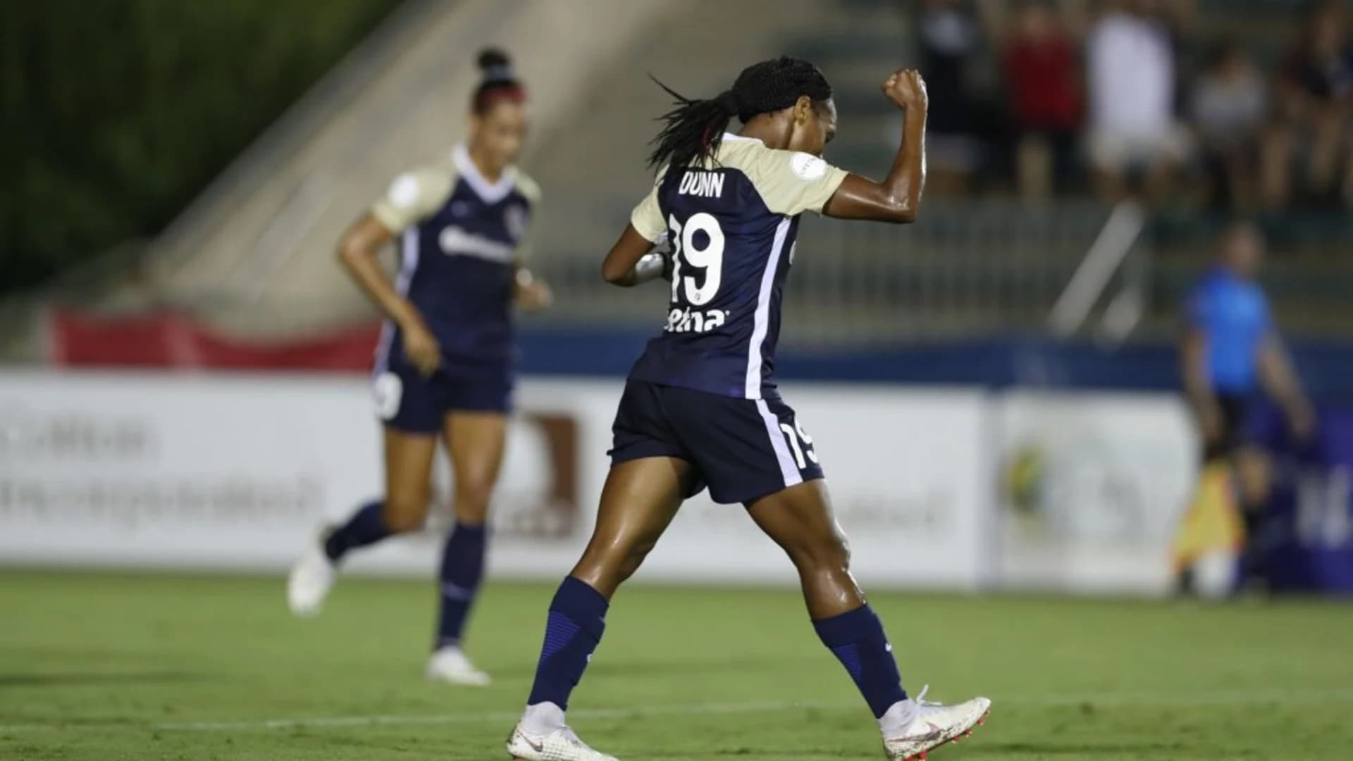 story-image-courage-get-win-no-12-4-1-over-the-red-stars