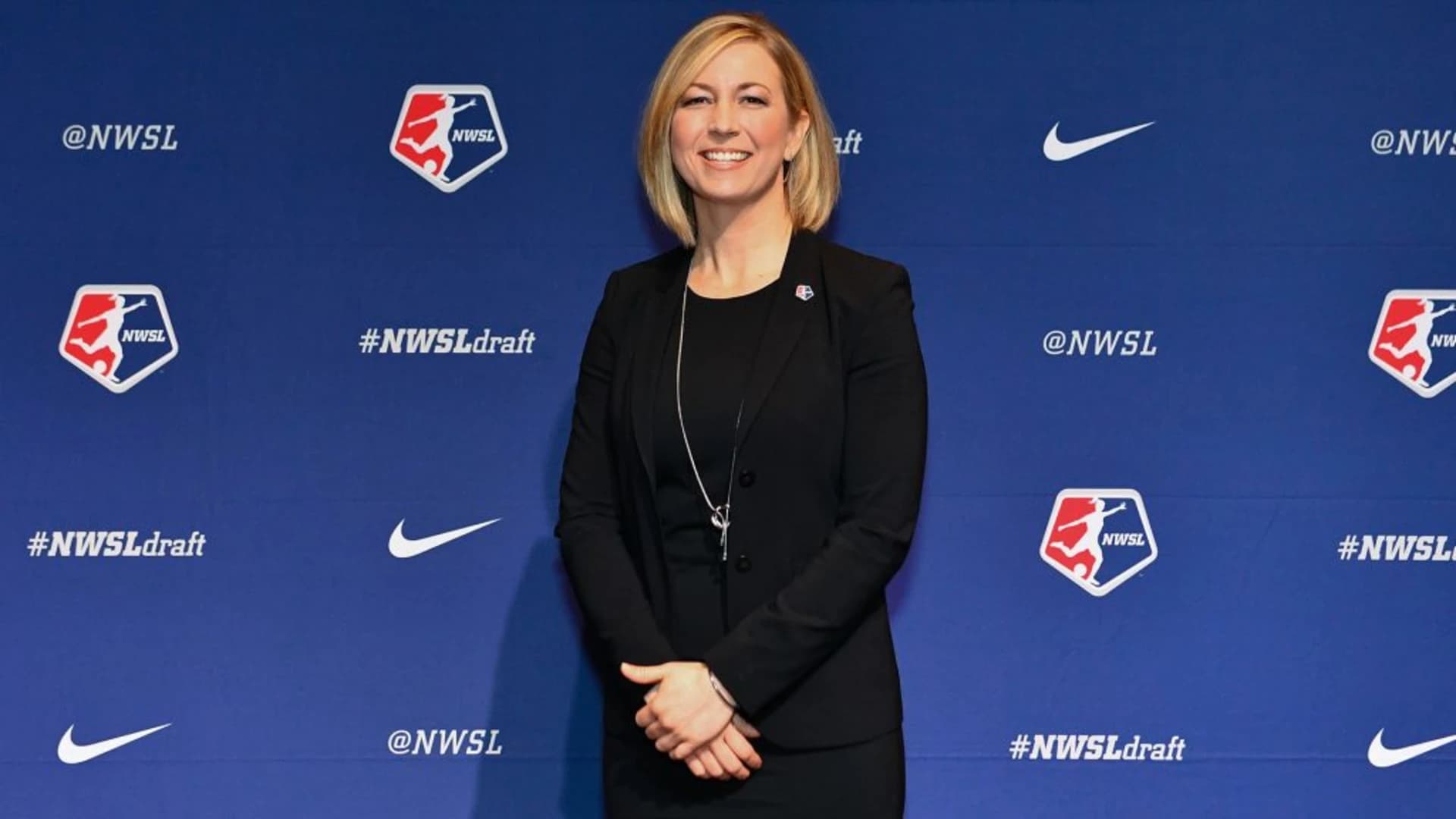 story-image-nwsl-president-amanda-duffy-recognized-as-united-soccer-coaches-2019-honorary-all-american