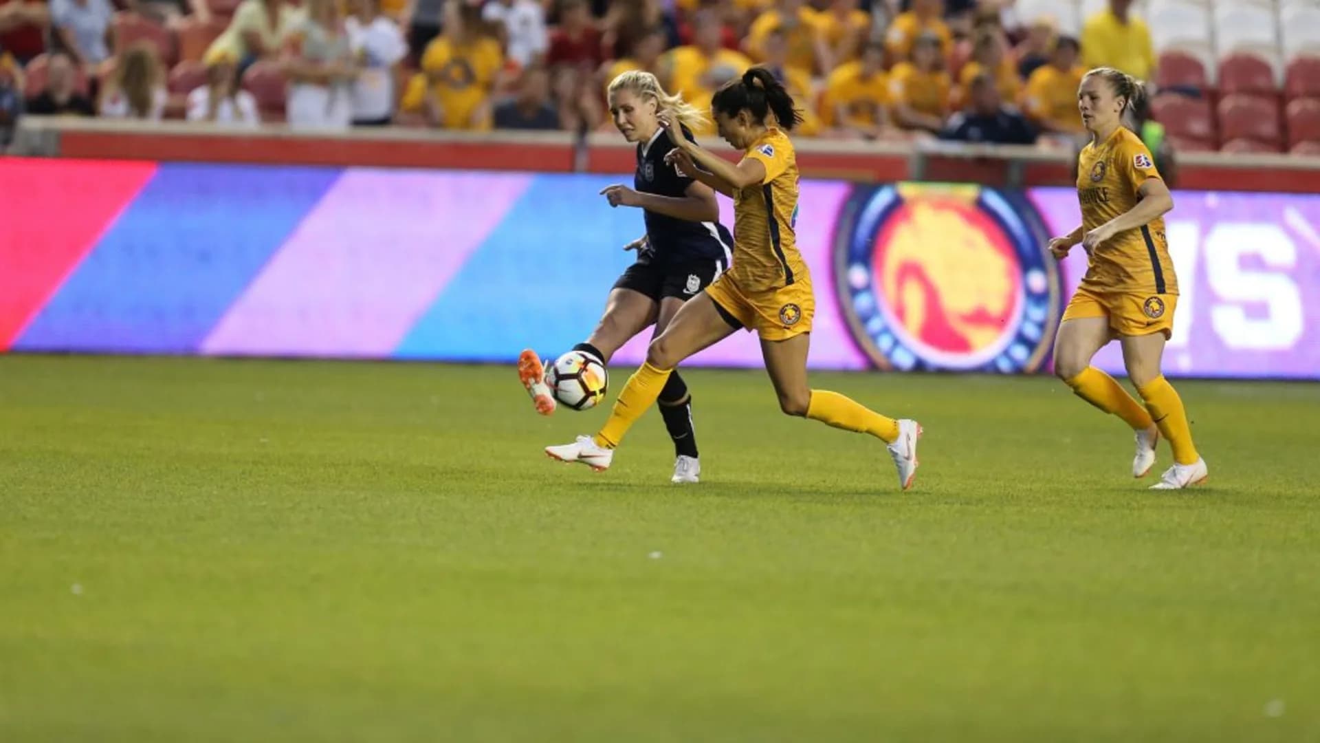 story-image-in-first-ever-meeting-utah-royals-fc-and-seattle-reign-fc-settle-for-a-scoreless-draw