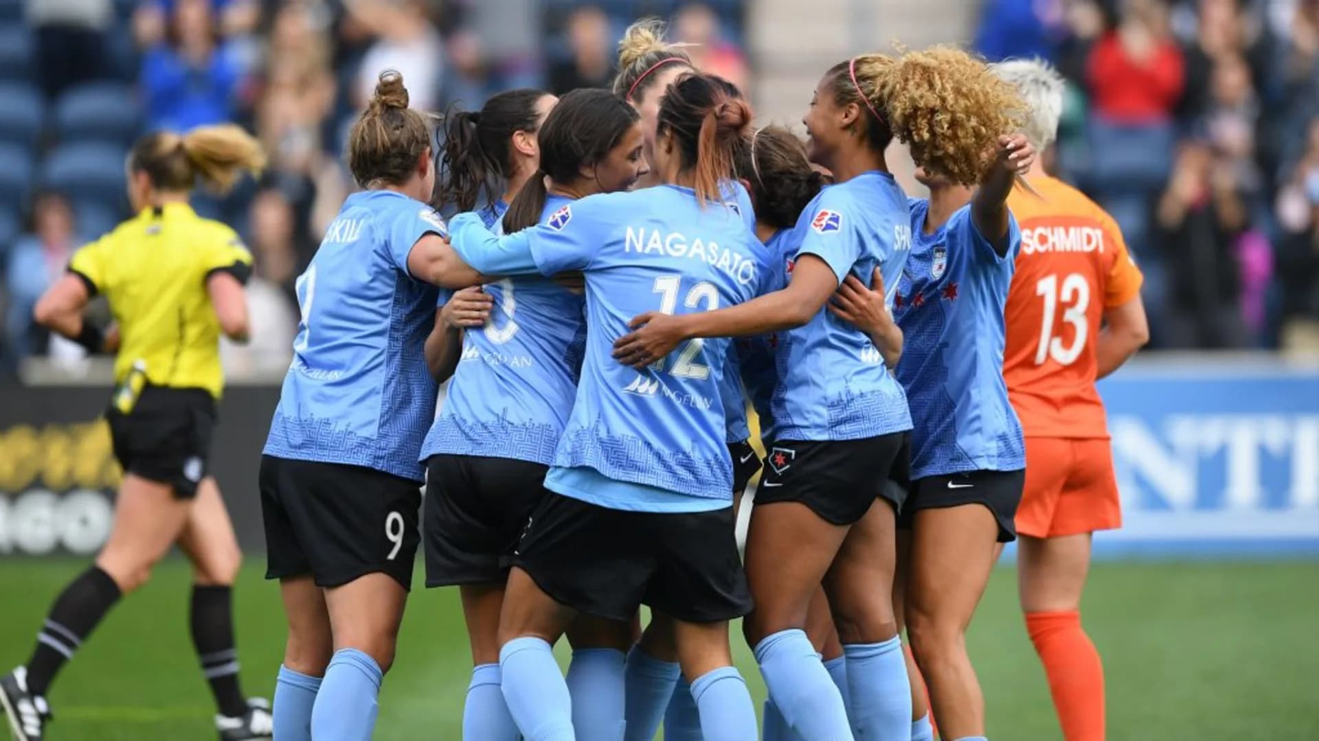 story-image-sam-kerr8217s-double-powers-chicago-red-stars-past-houston-dash-in-3-0-victory
