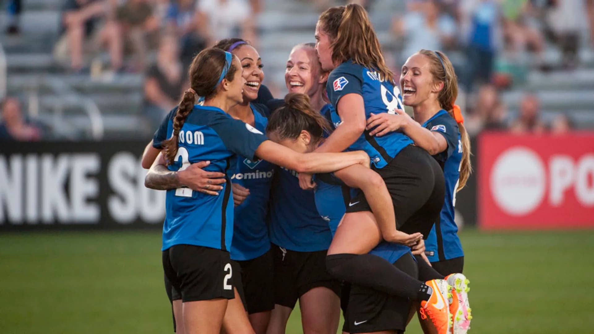 story-image-fc-kansas-city-hangs-on-to-beat-washington-3-2