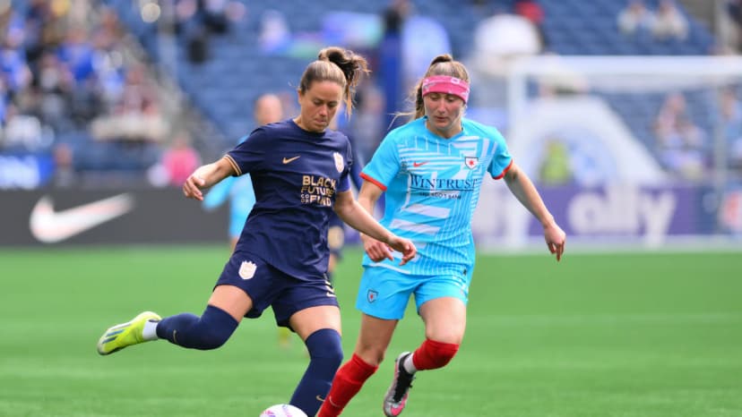  Apr 21, 2024:  Lauren Barnes (SEA) and Ally Schlegal (CHI) 