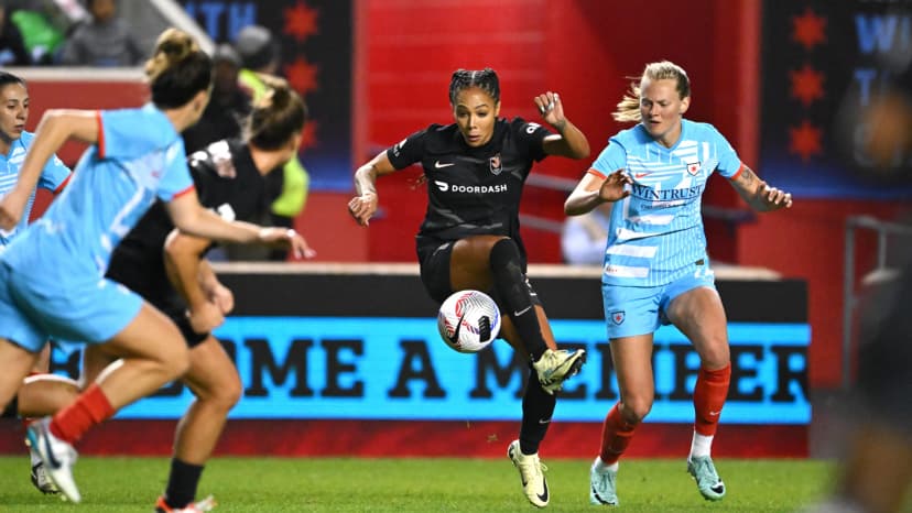  Apr 13, 2024: Sydney Leroux (LA)
