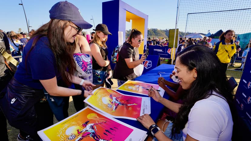 Fans at the 2023 NWSL Championship