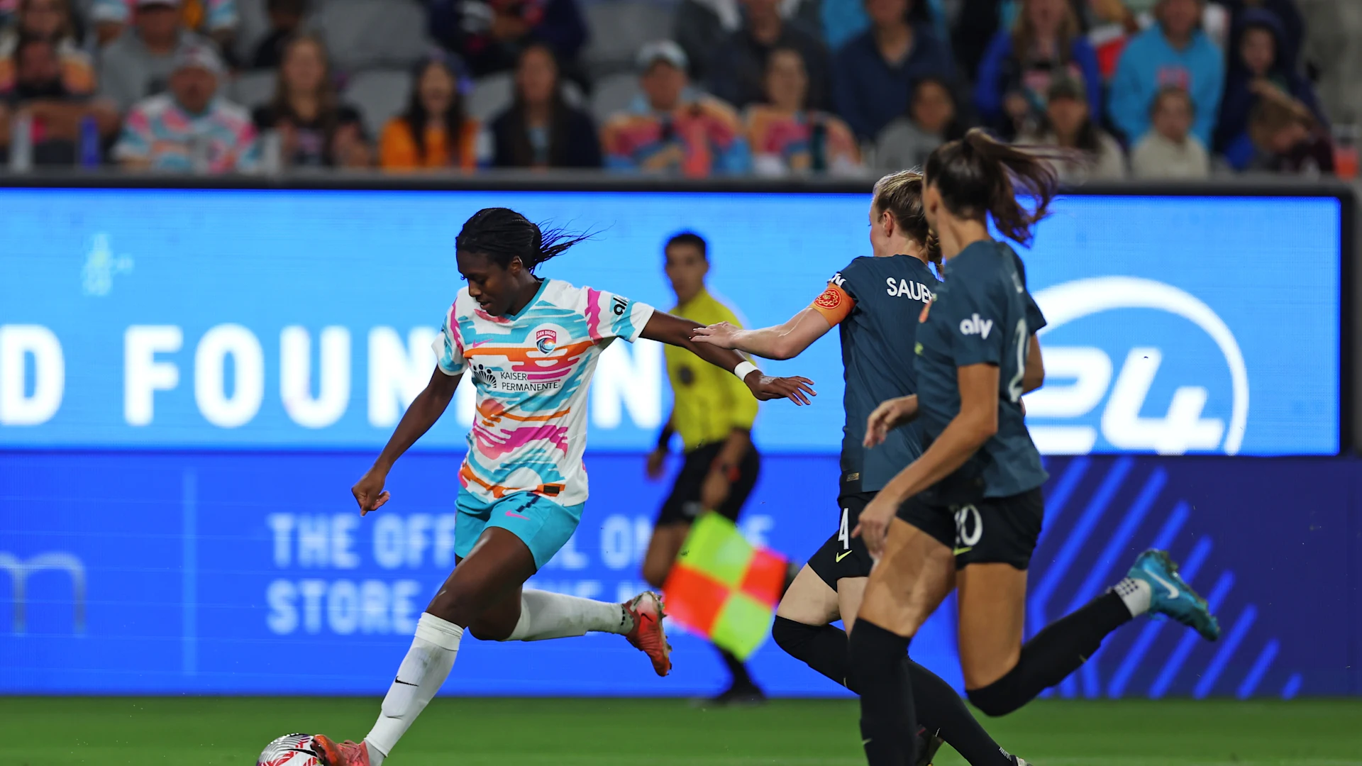 Sep 28, 2024: Amirah Ali (SD) and Becky Sauerbrunn (POR) 