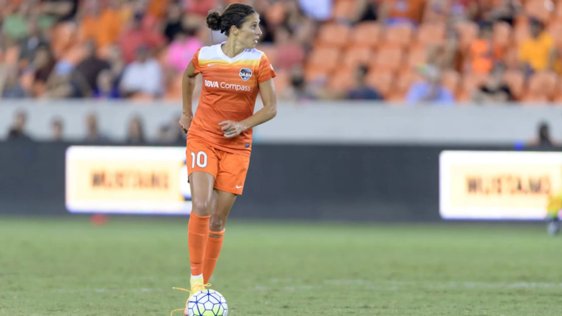 story-image-carli-lloyd-returns-to-houston