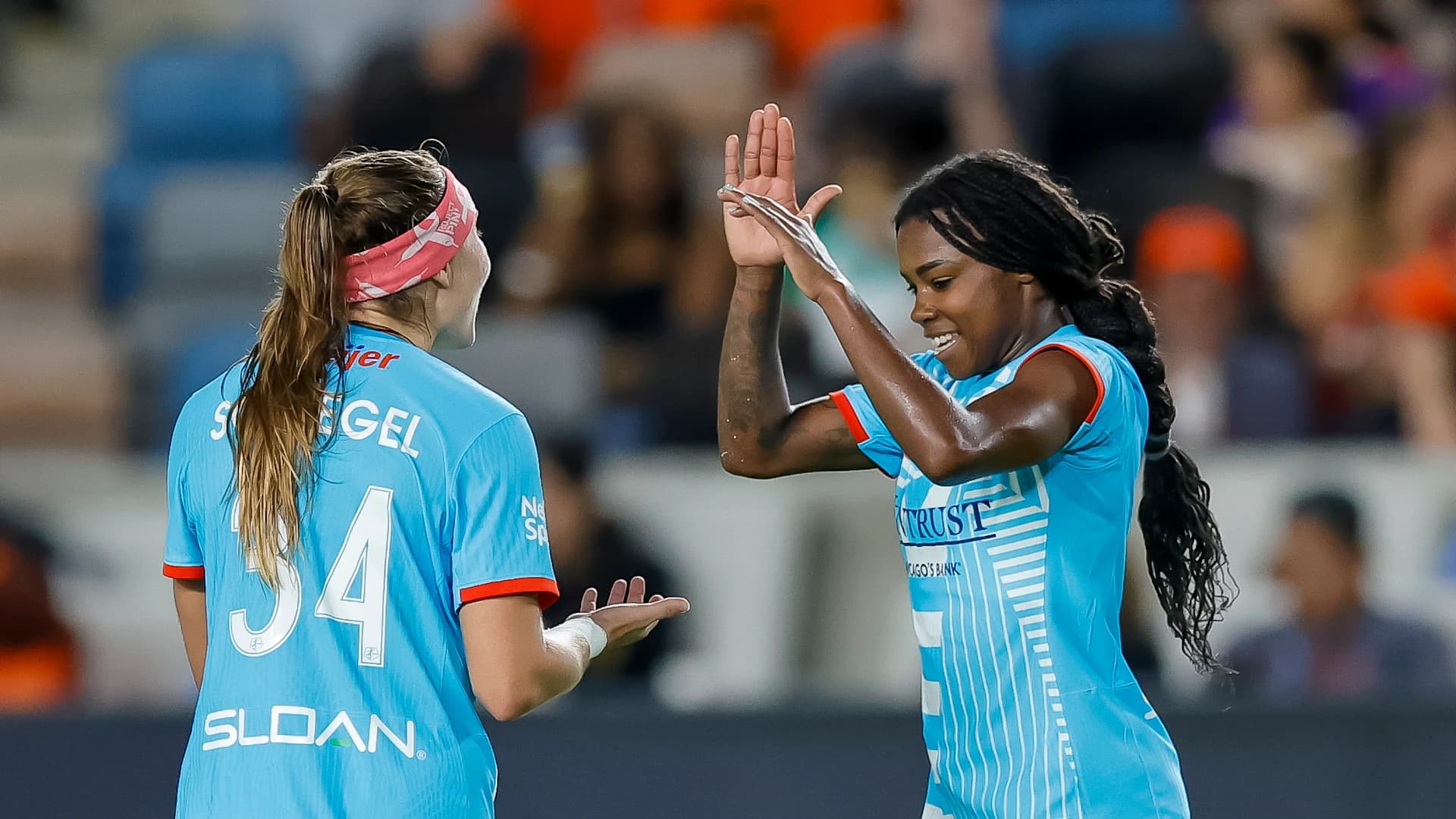 20241004_DASH_RedStars_0319