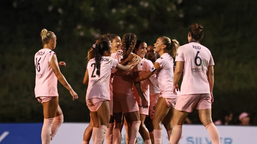  Jul 20, 2024: Sydney Leroux (LA) and Angel City FC