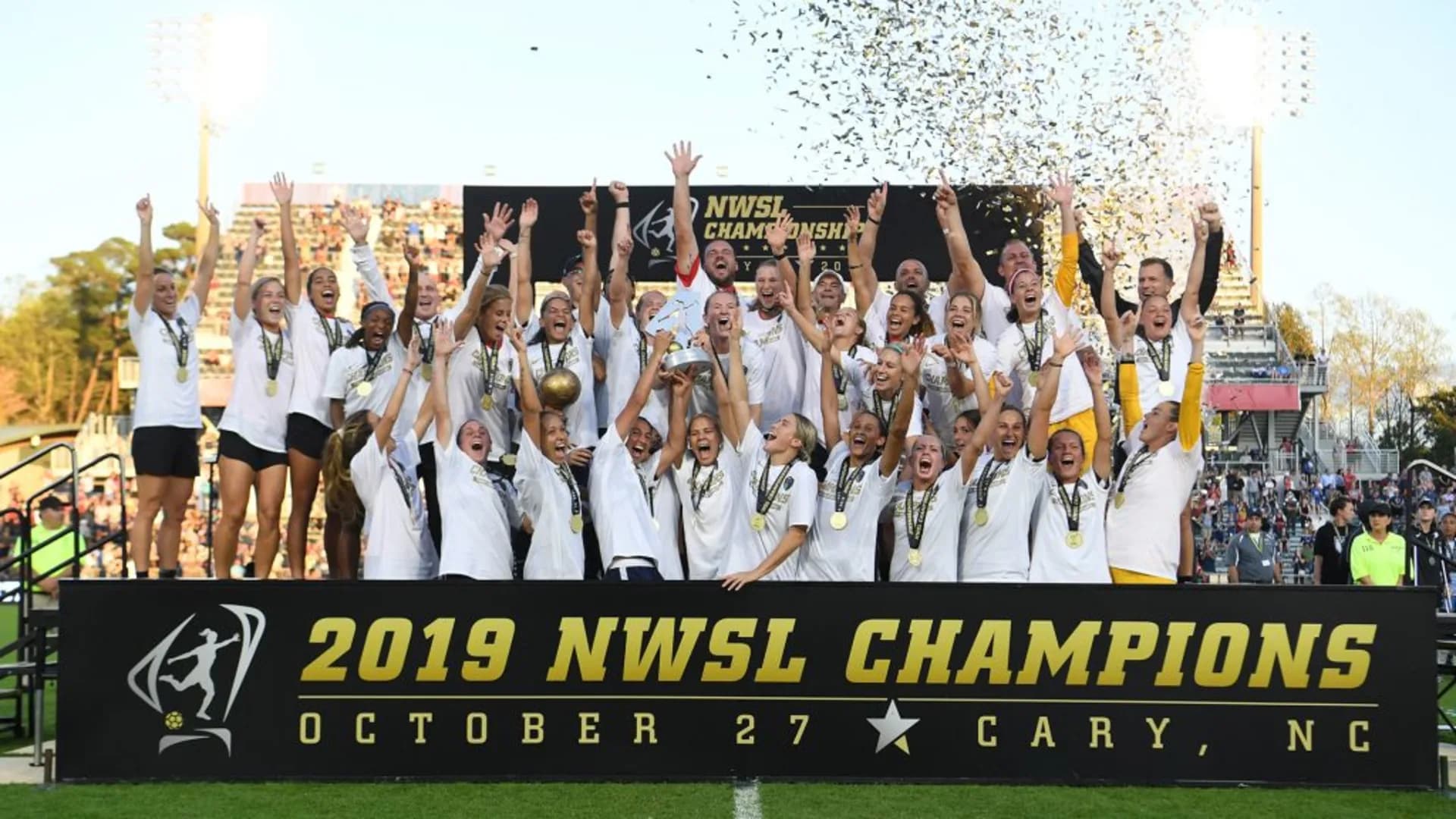 story-image-north-carolina-courage-rolls-past-chicago-red-stars-to-win-second-consecutive-nwsl-championship