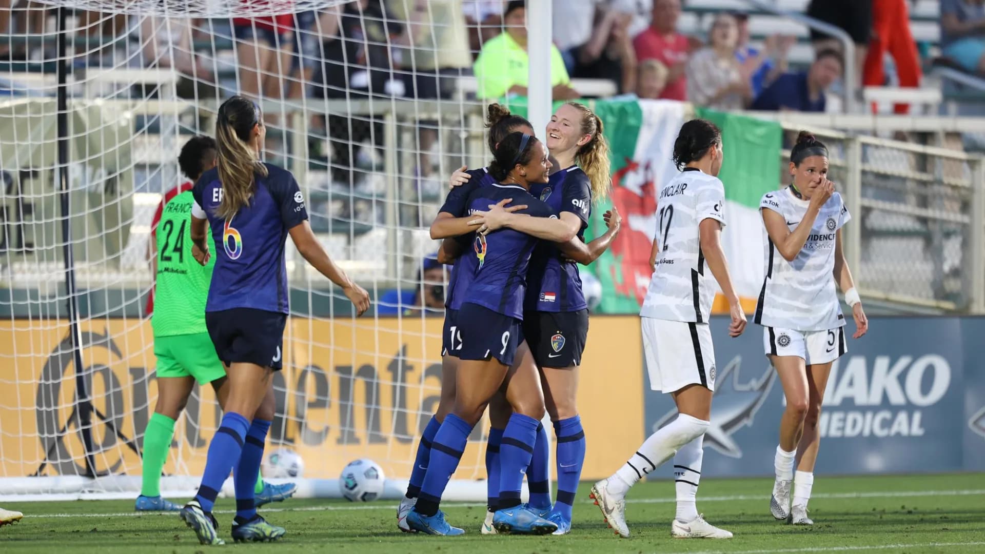 thumbnail-match-recap-williams-does-it-again-courage-down-thorns-2-0