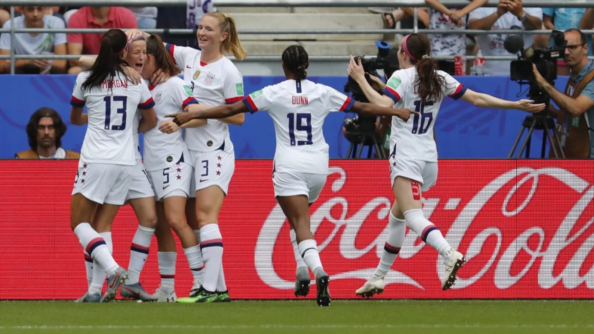 story-image-women8217s-world-cup-united-states-sweden-advance-to-quarterfinals