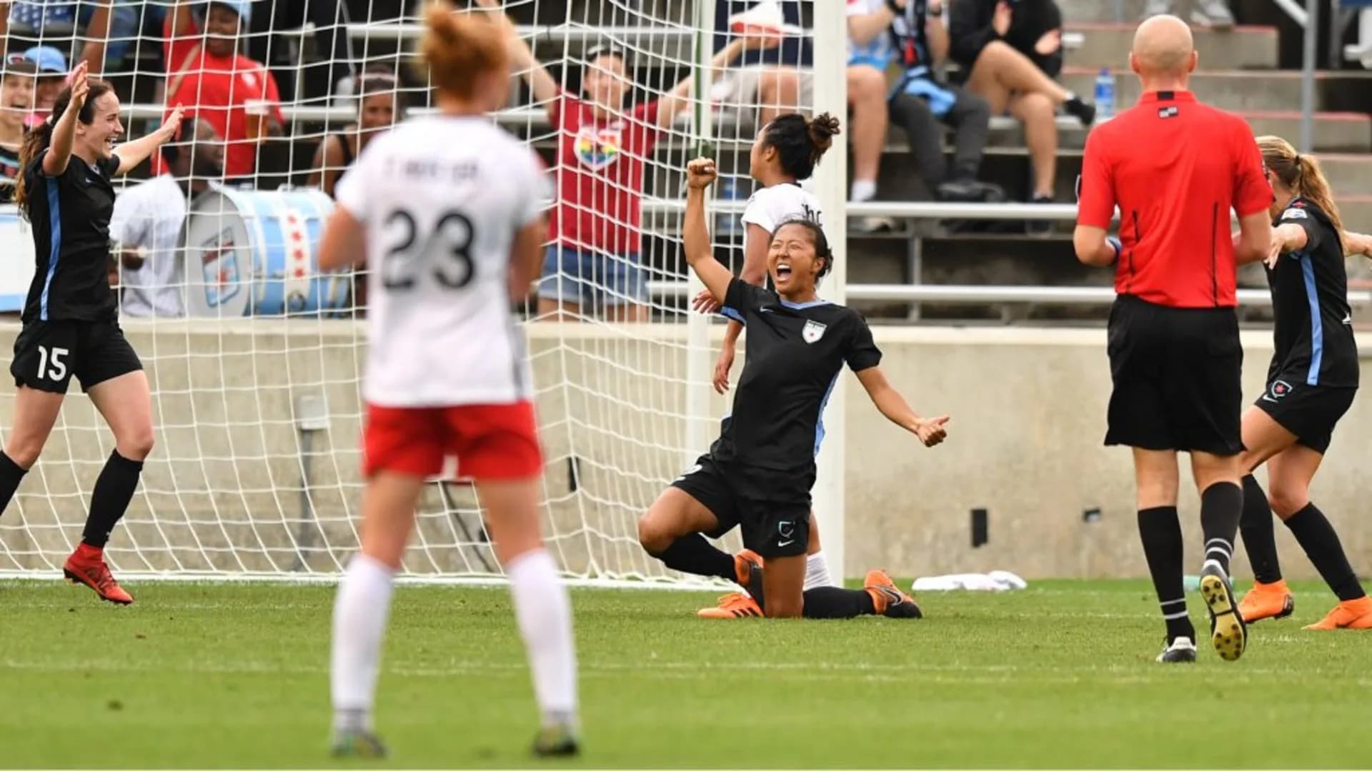 story-image-nagasato8217s-diving-header-seals-2-0-win-for-red-stars-over-spirit