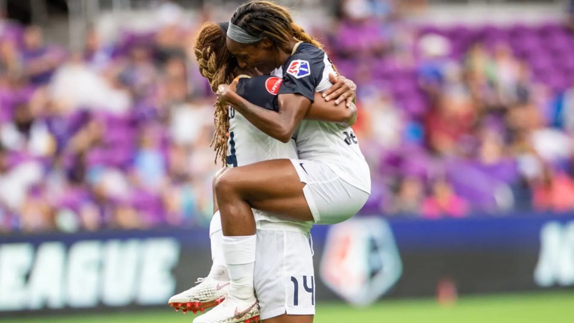 story-image-week-14-power-rankings-no-budge-at-the-top-as-the-courage-hold-on-reign-fc-move-to-no-2