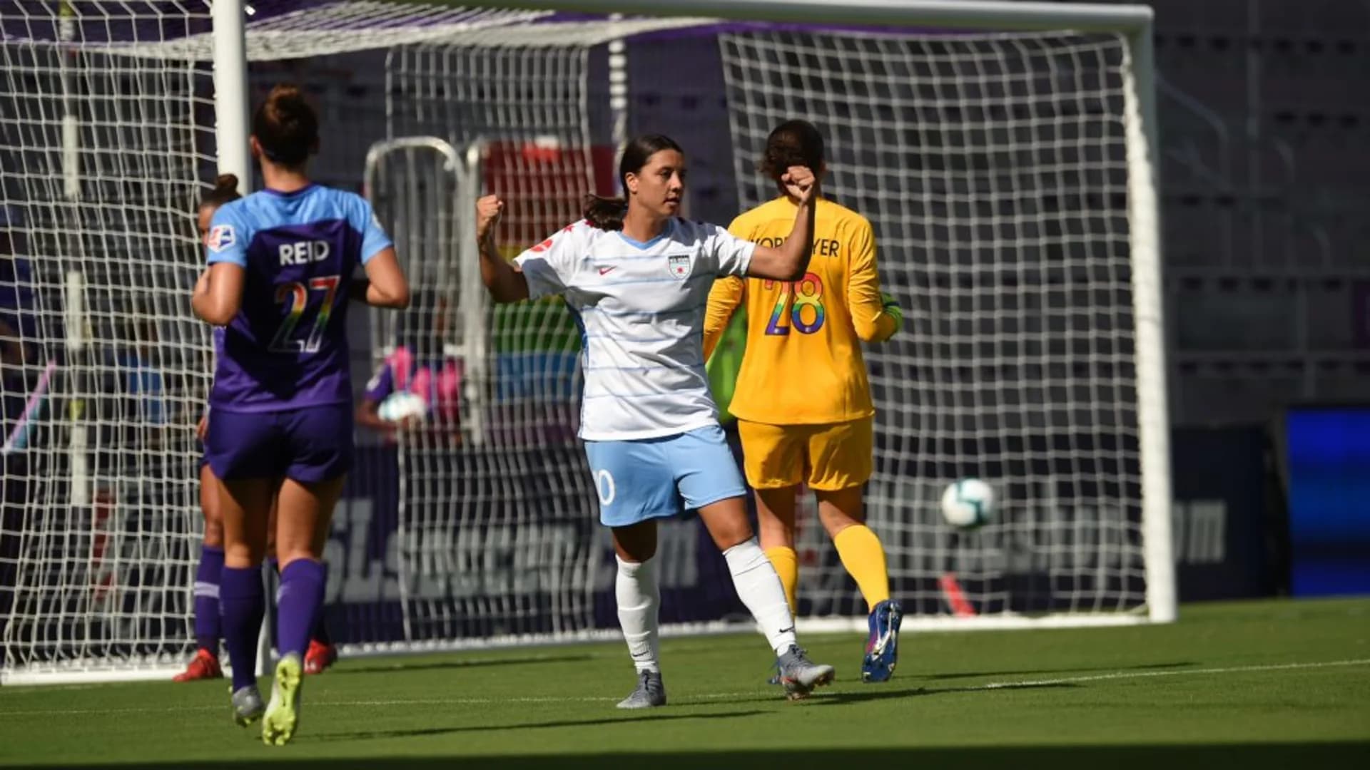 story-image-kerr-nets-hat-trick-red-stars-hang-on-to-beat-pride-3-2