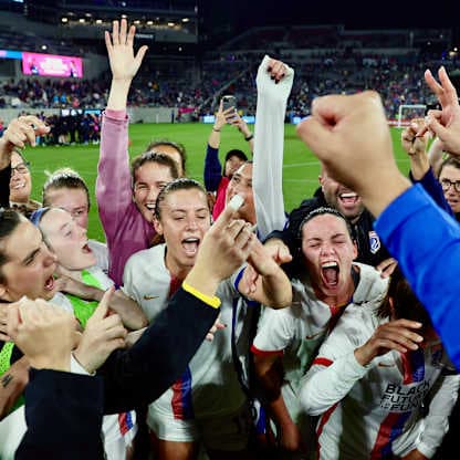 The OL Reign celebrate after defeating the San Diego Wave FC 