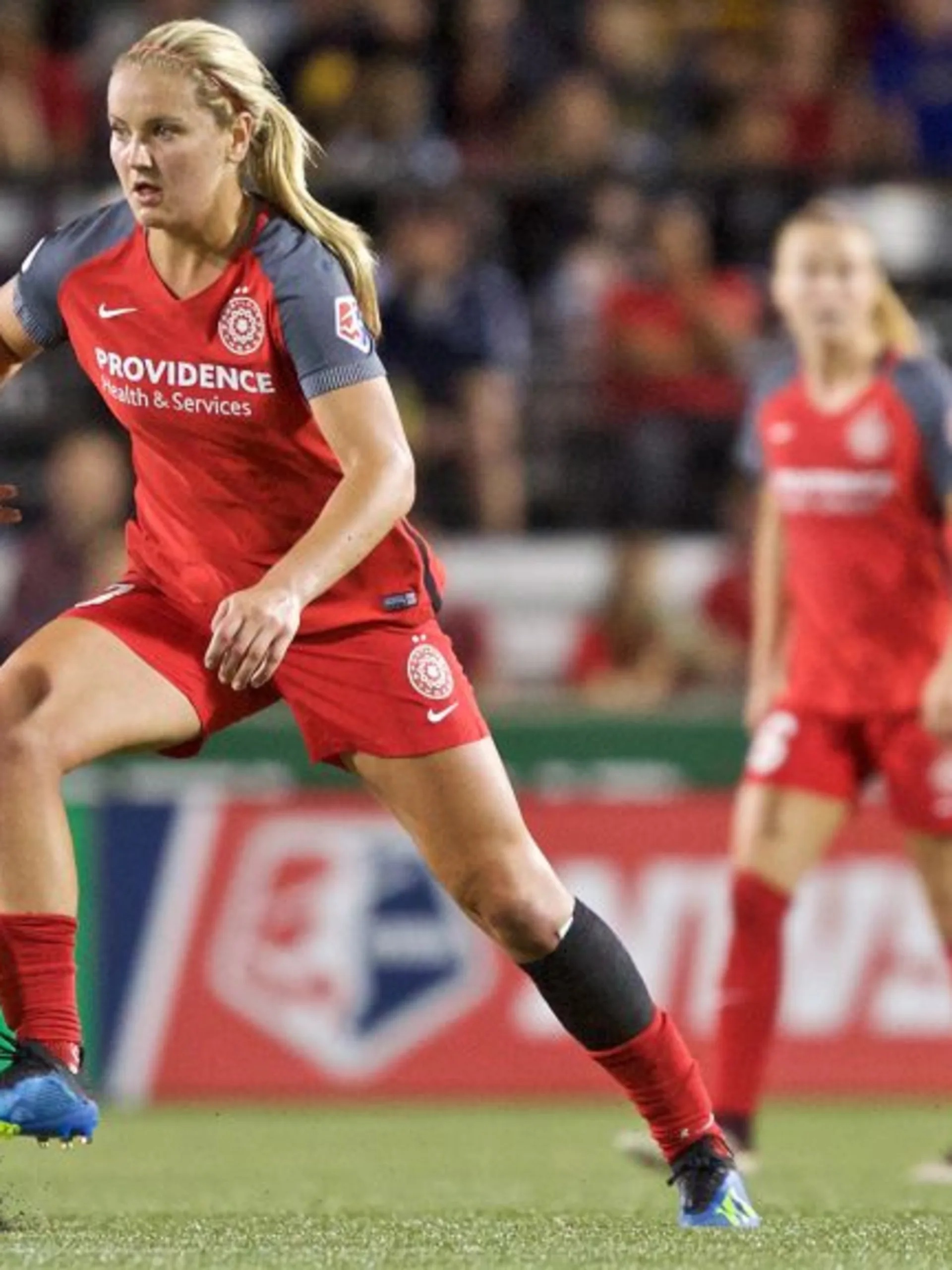 story-image-july-player-of-the-month-lindsey-horan