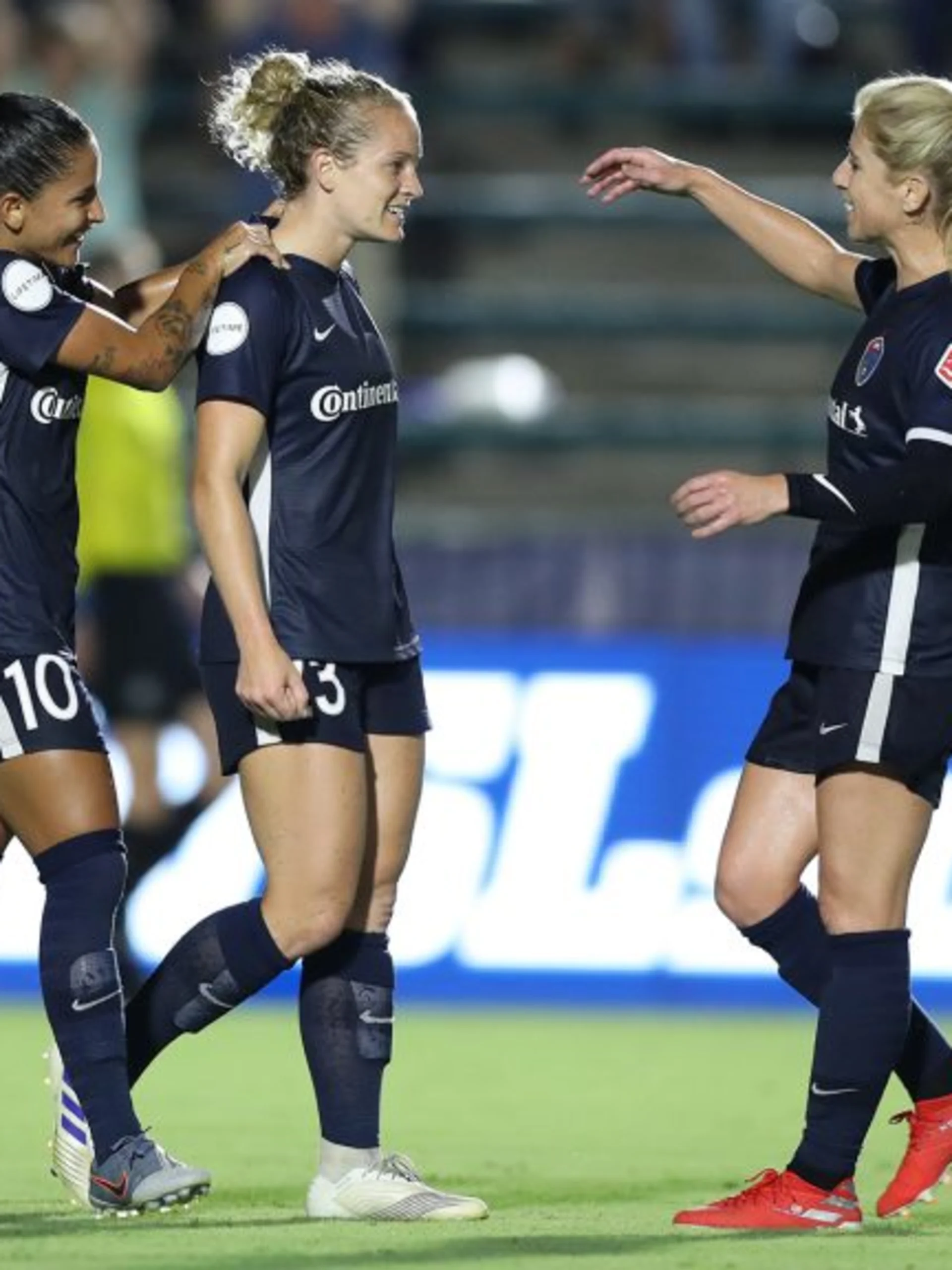 story-image-kristen-hamilton-scores-four-courage-win-5-2