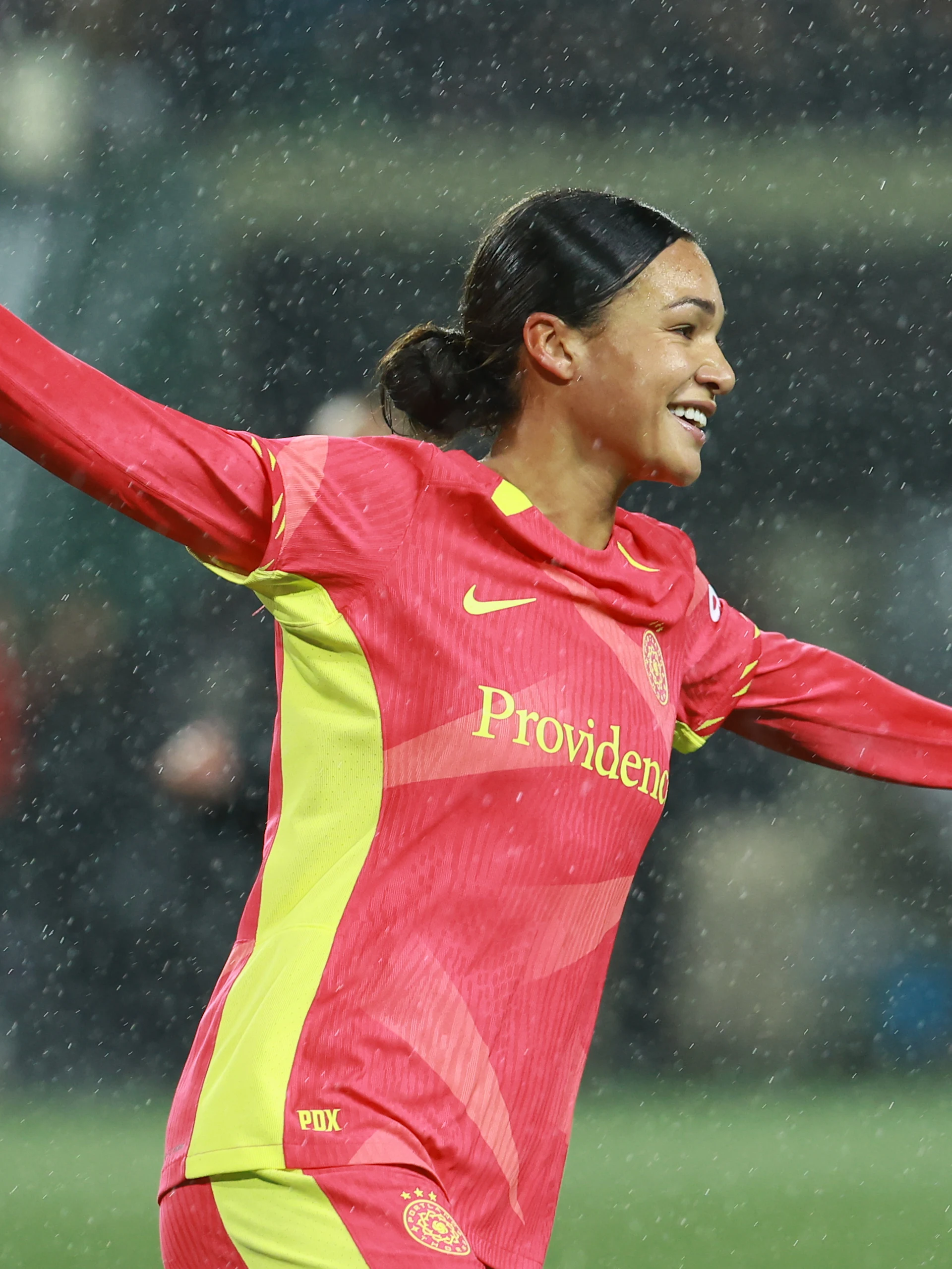 26958980_NWSL%3A_Angel_City_FC_at_Portland_Thorns_FC_Andrew_Taylor_%28Greenfly%29_20241102_052610