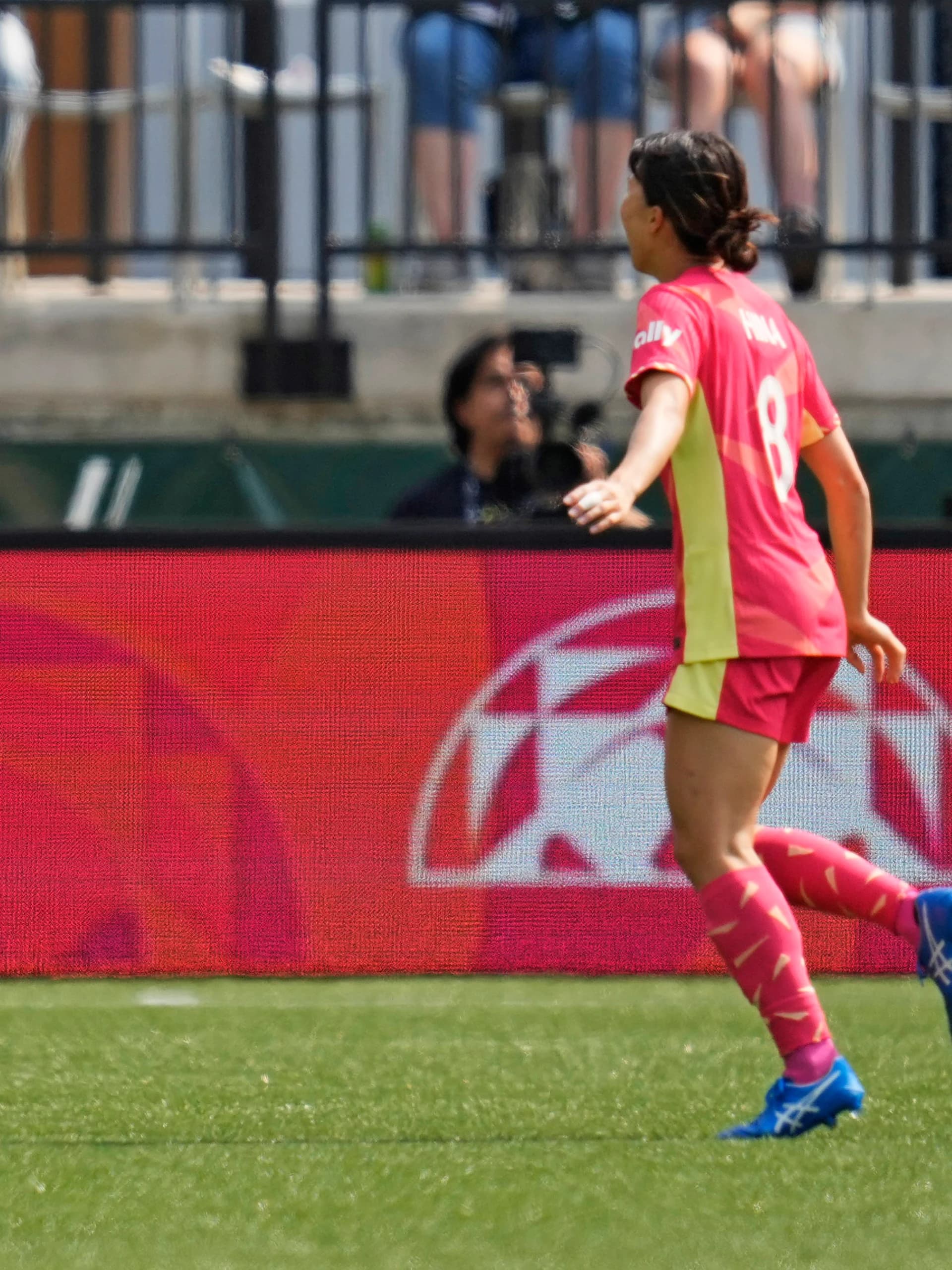 Christine Sinclair and Hina Sugita - Portland Thorns