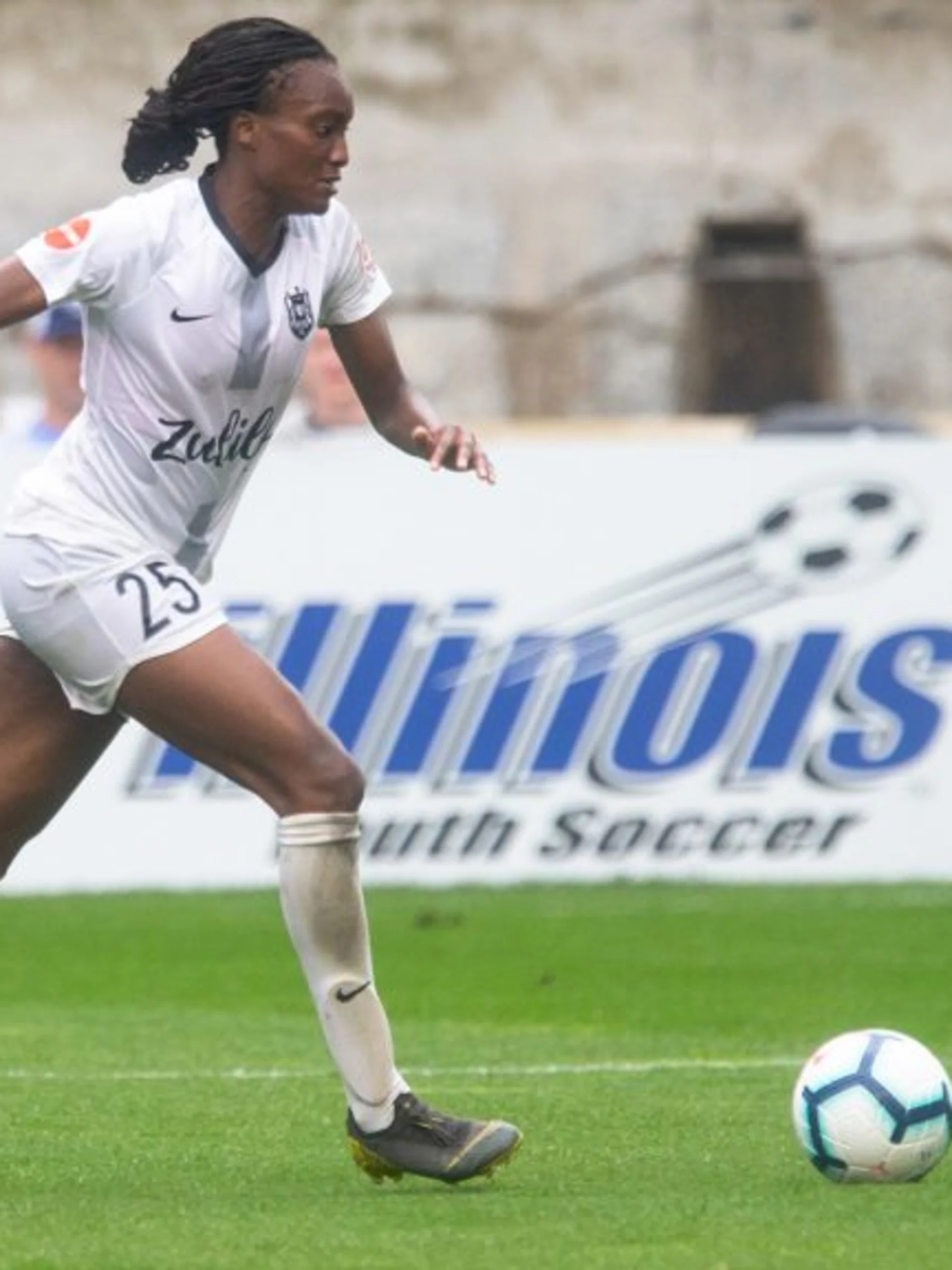 story-image-week-10-player-of-the-week-ifeoma-onumonu