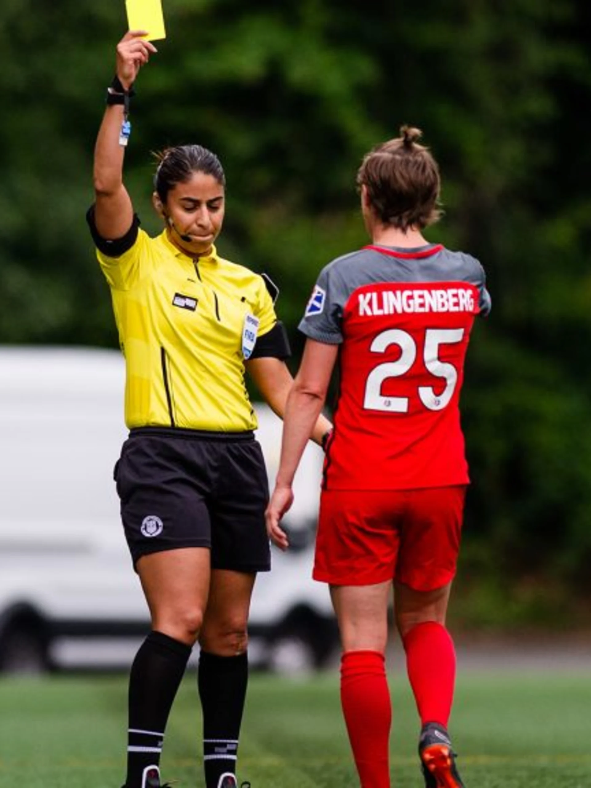 story-image-thorns-defender-meghan-klingenberg-suspended-one-game