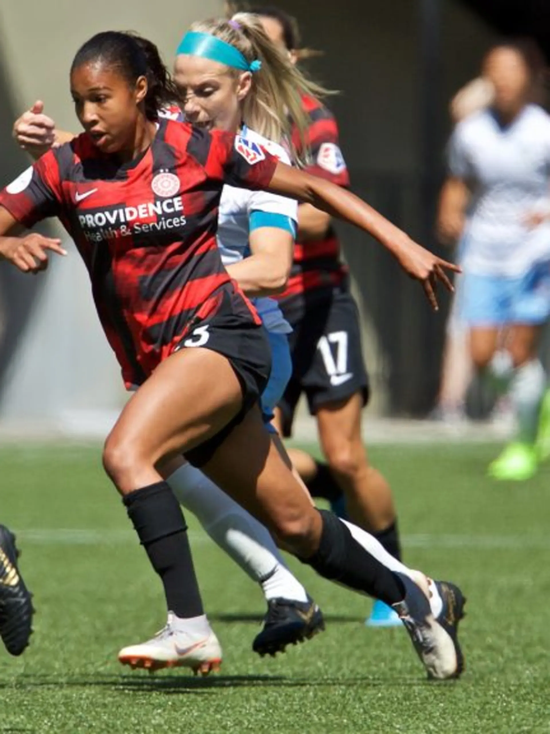 story-image-week-19-player-of-the-week-midge-purce-portland-thorns-fc