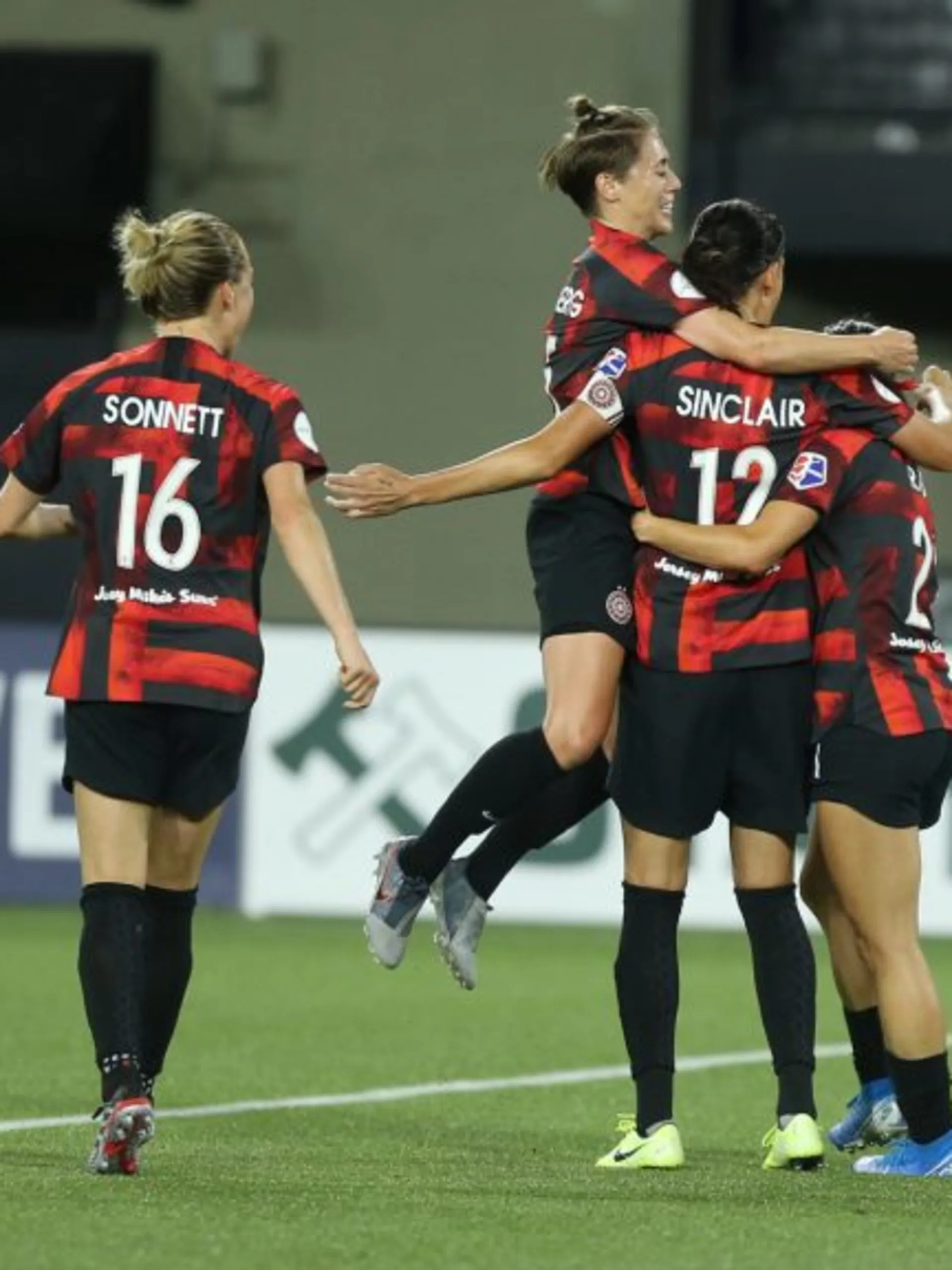 story-image-portland-thorns-fc-roll-to-a-3-1-win-over-washington-spirit