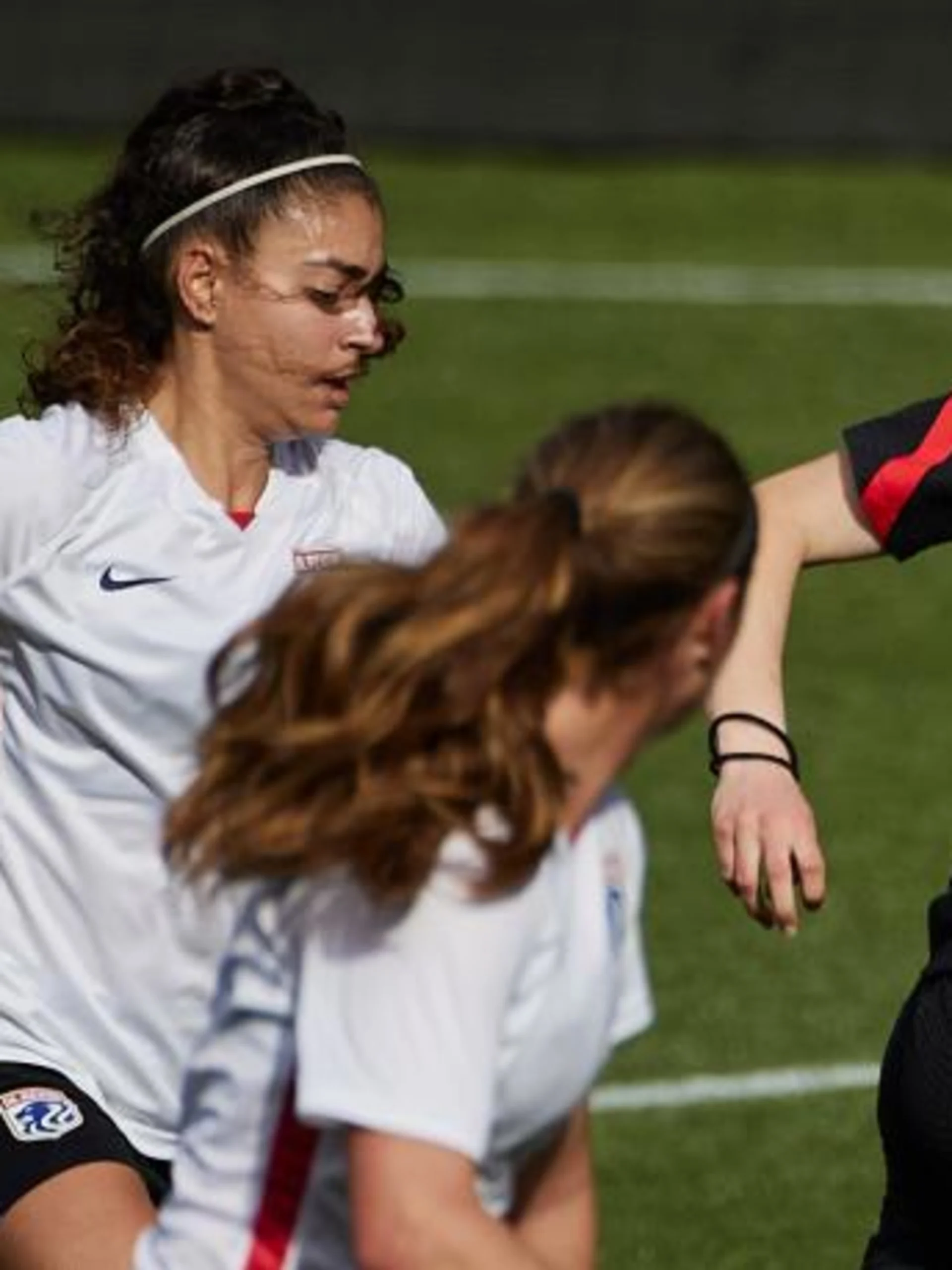 thumbnail-thorns-fc-sign-midfielder-olivia-moultrie