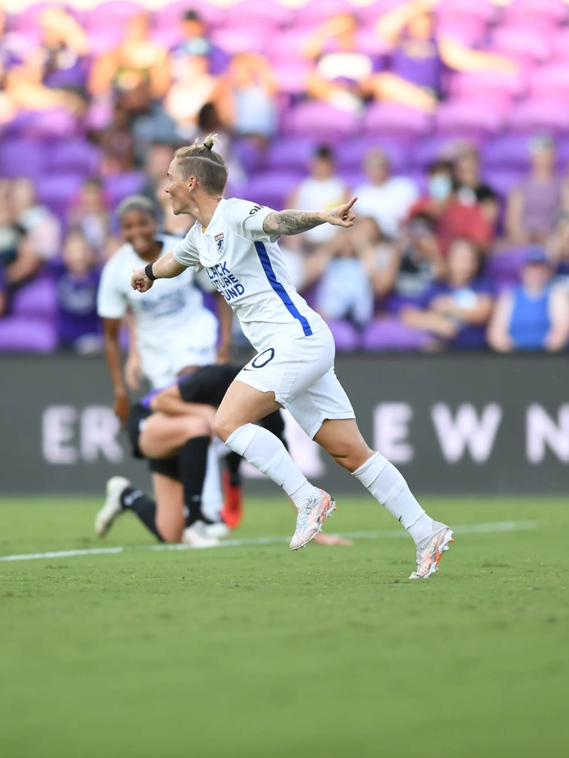 thumbnail-match-recap-ol-reign-blank-pride-earn-2-0-road-victory