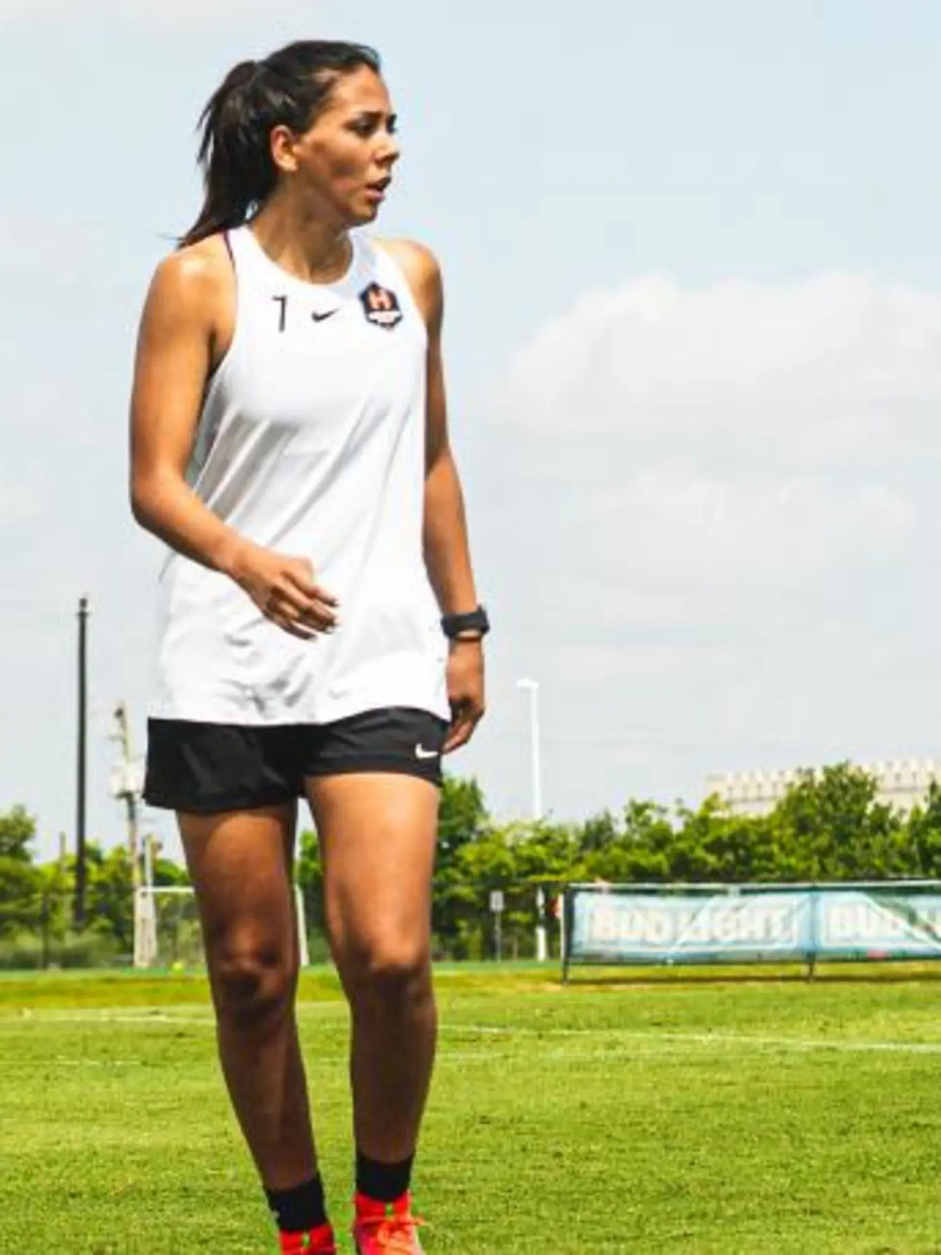 thumbnail-forward-maria-sanchez-named-to-mexico-womens-national-team-roster