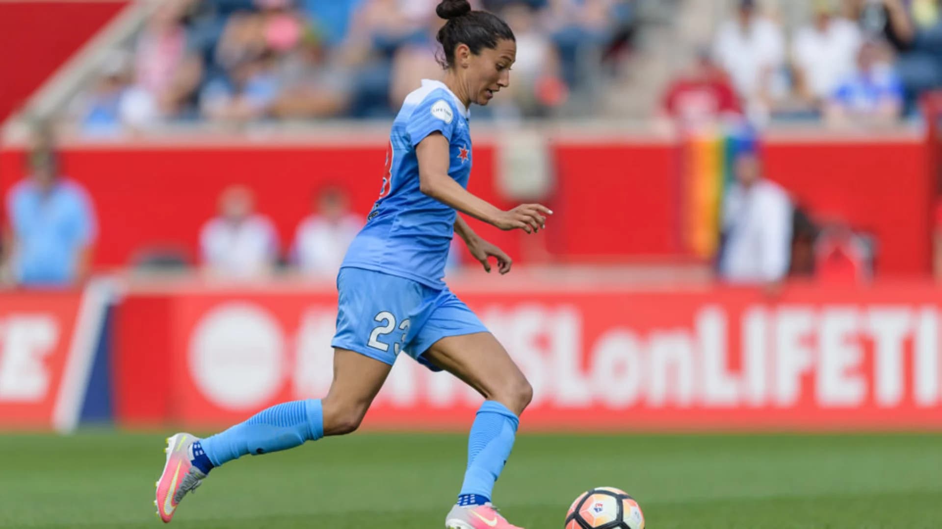 story-image-christen-press-signs-with-goteborg-fc-in-sweden