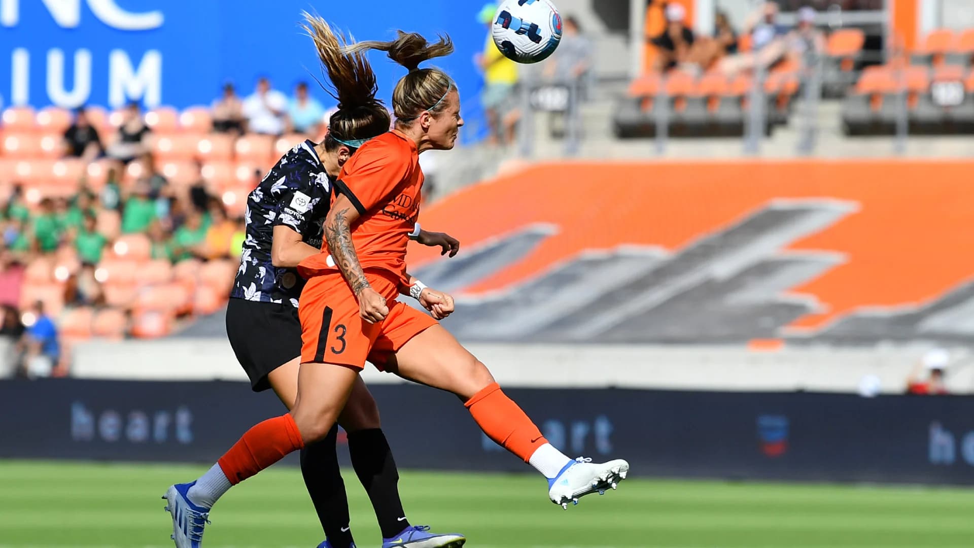 thumbnail-match-recap-dash-earn-narrow-2-1-win-over-racing-thanks-to-first-half-tallies