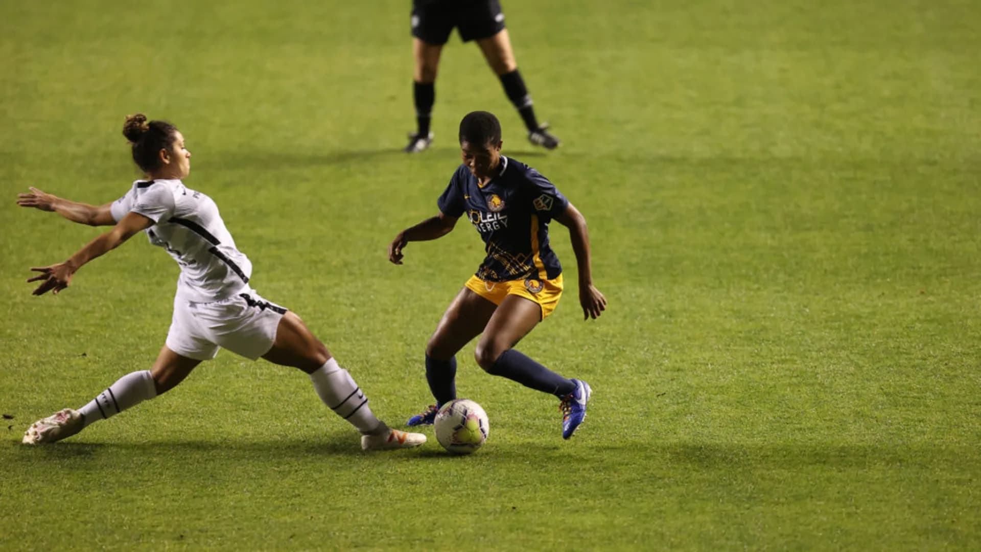 story-image-utah-royals-fc-and-portland-thorns-fc-battle-to-1-1-draw