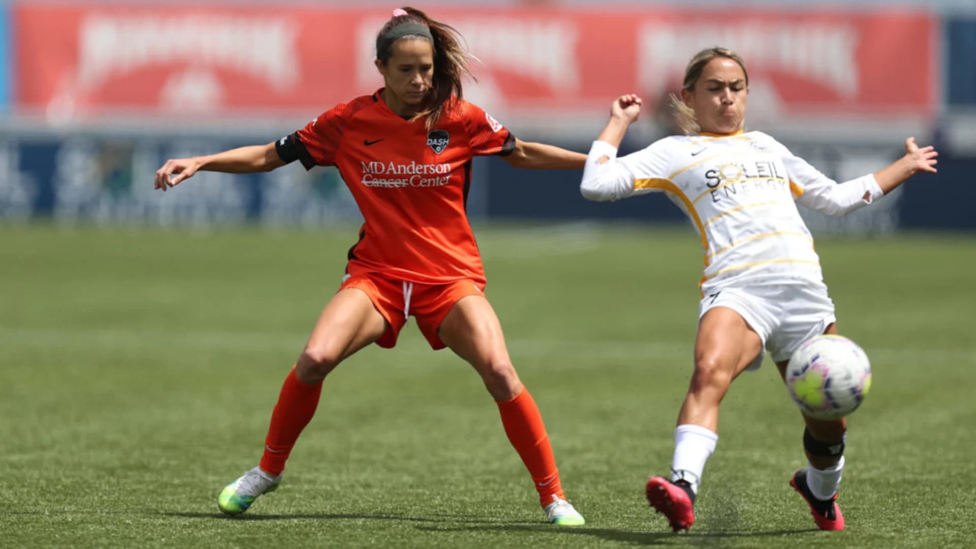 story-image-houston-dash-and-utah-royals-fc-play-to-thrilling-draw