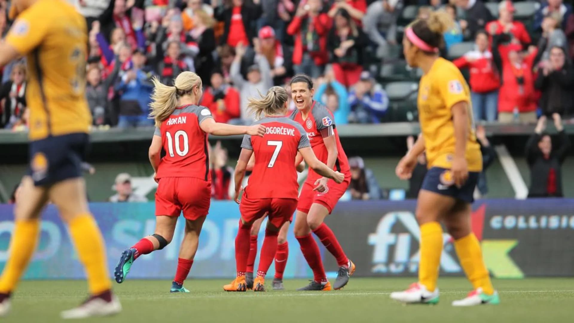 story-image-sinclair-gets-no-6-as-thorns-beat-utah-royals-fc-2-0