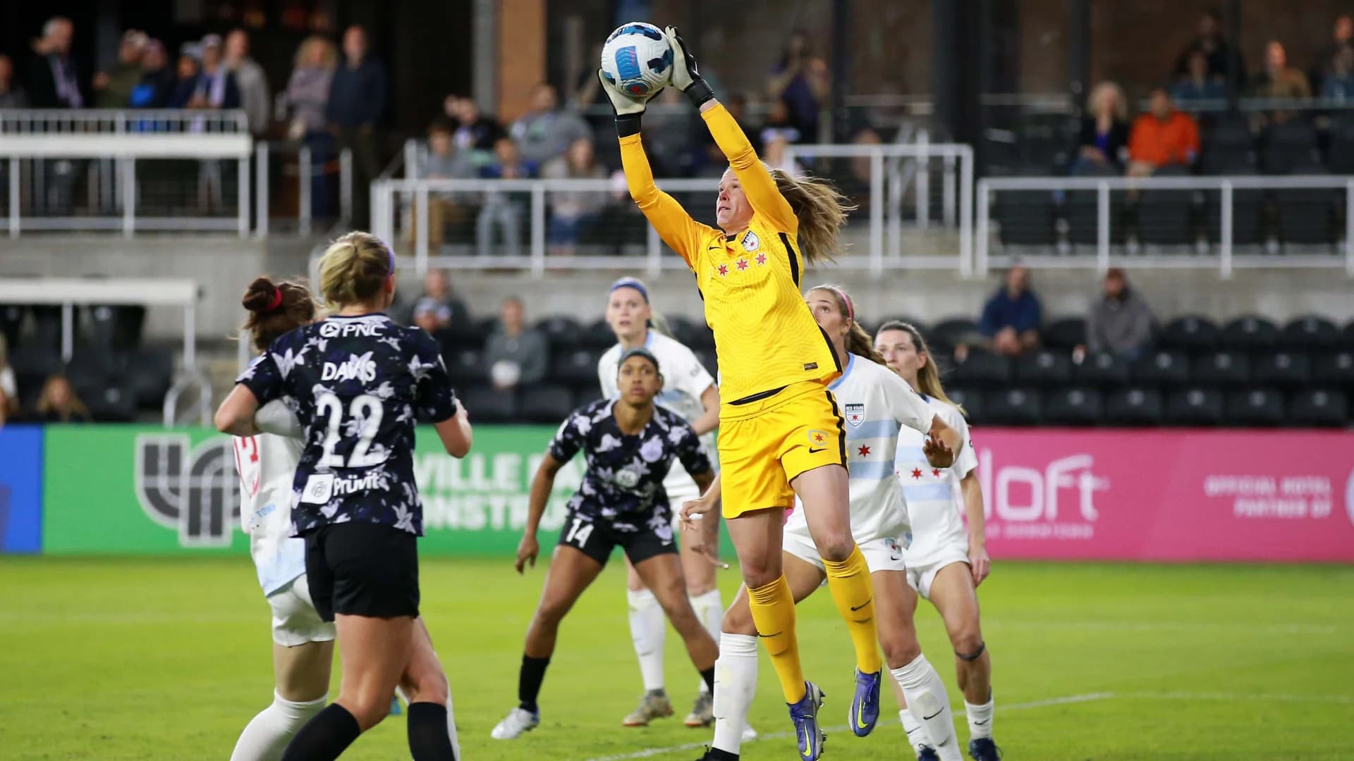 thumbnail-match-recap-late-ekic-free-kick-earns-louisville-draw-with-chicago